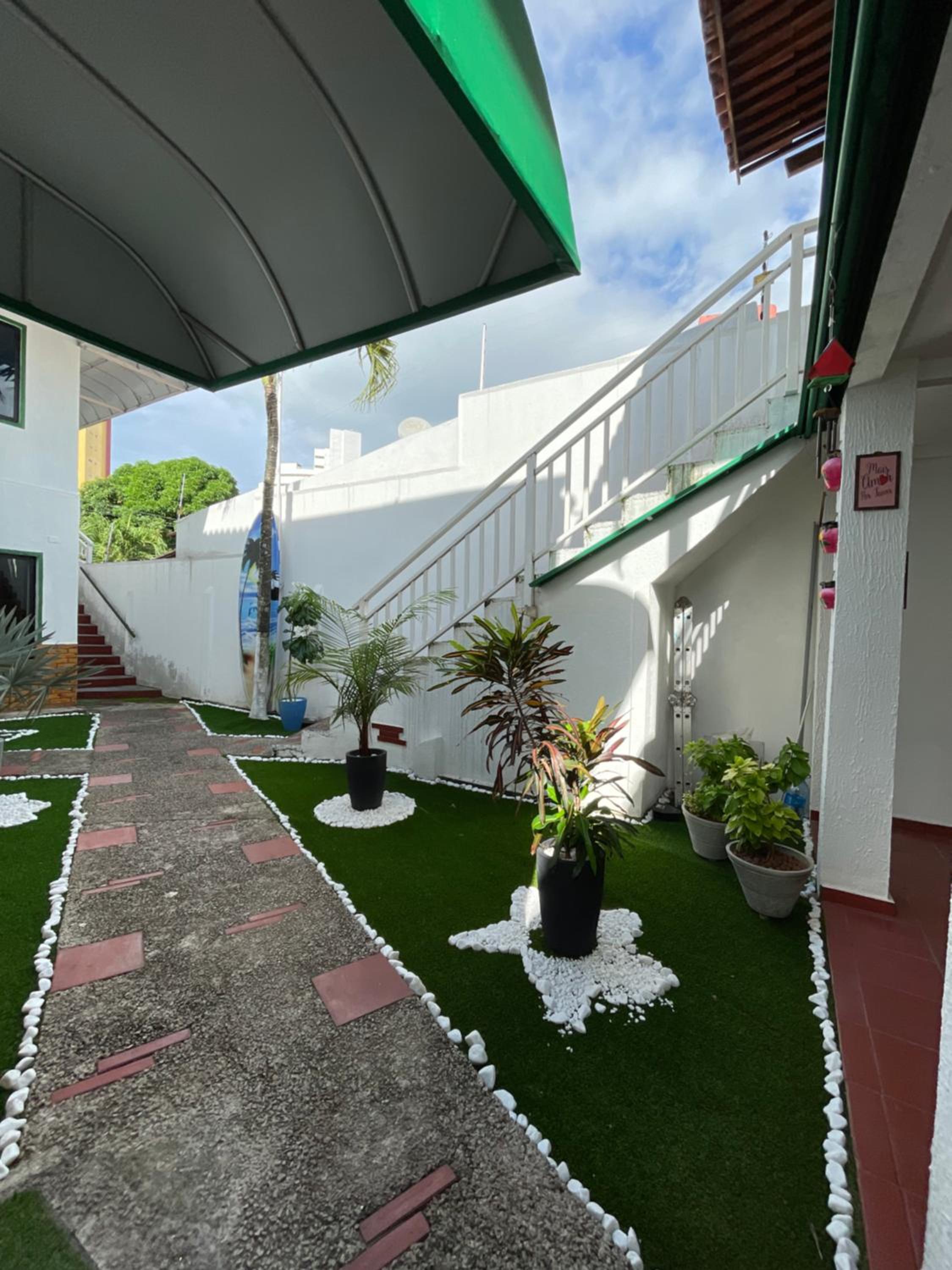 Photo 8