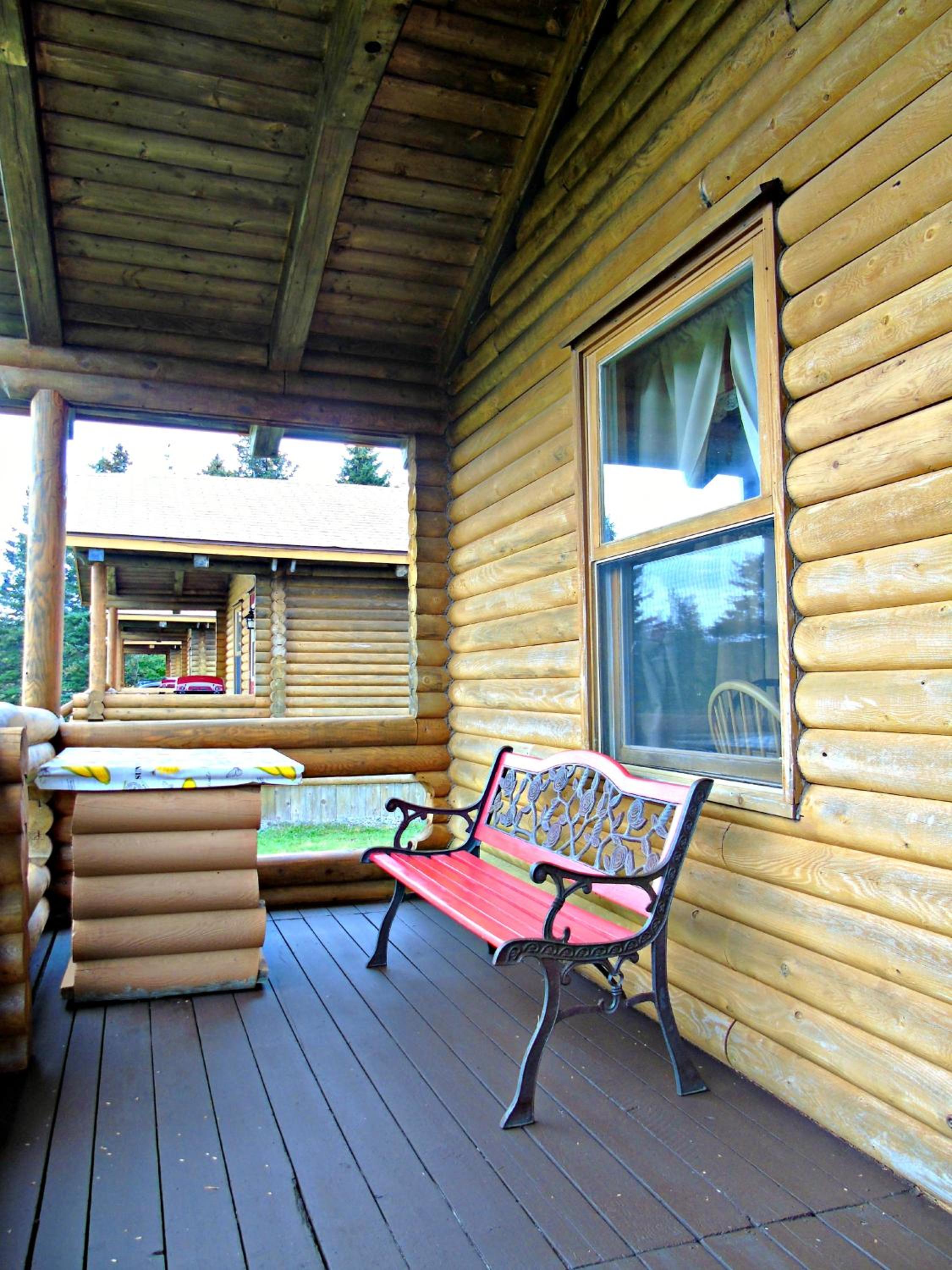 Cajun Cedar Log Cottages Ltd