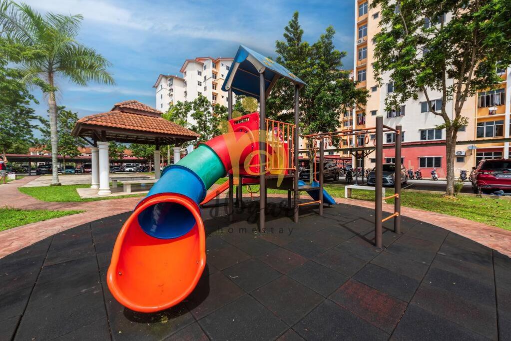 Bangi #Muji Family Suite #Netflix 8pax Near UKM photo 5