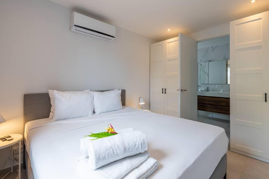 Two Tides Luxury