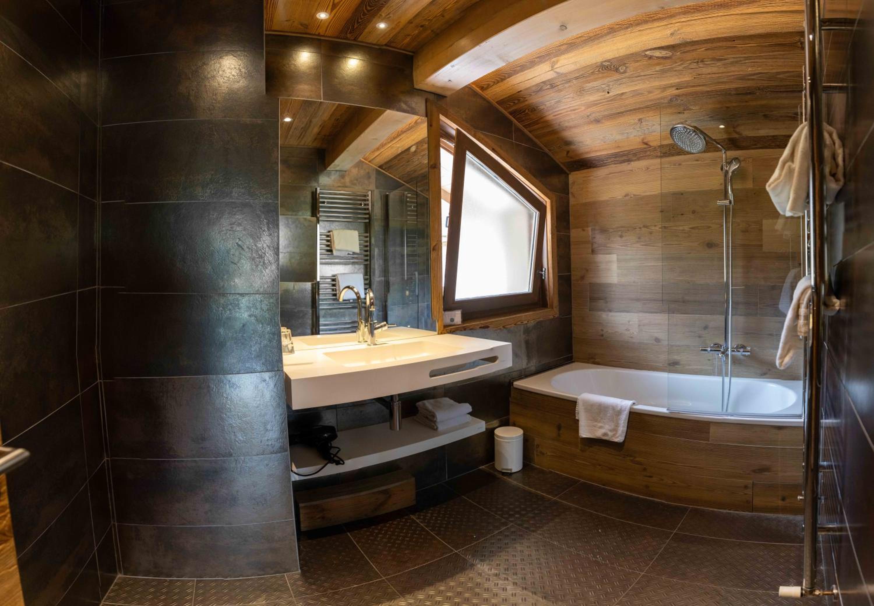 Les Chalets d'Adelphine & SPA