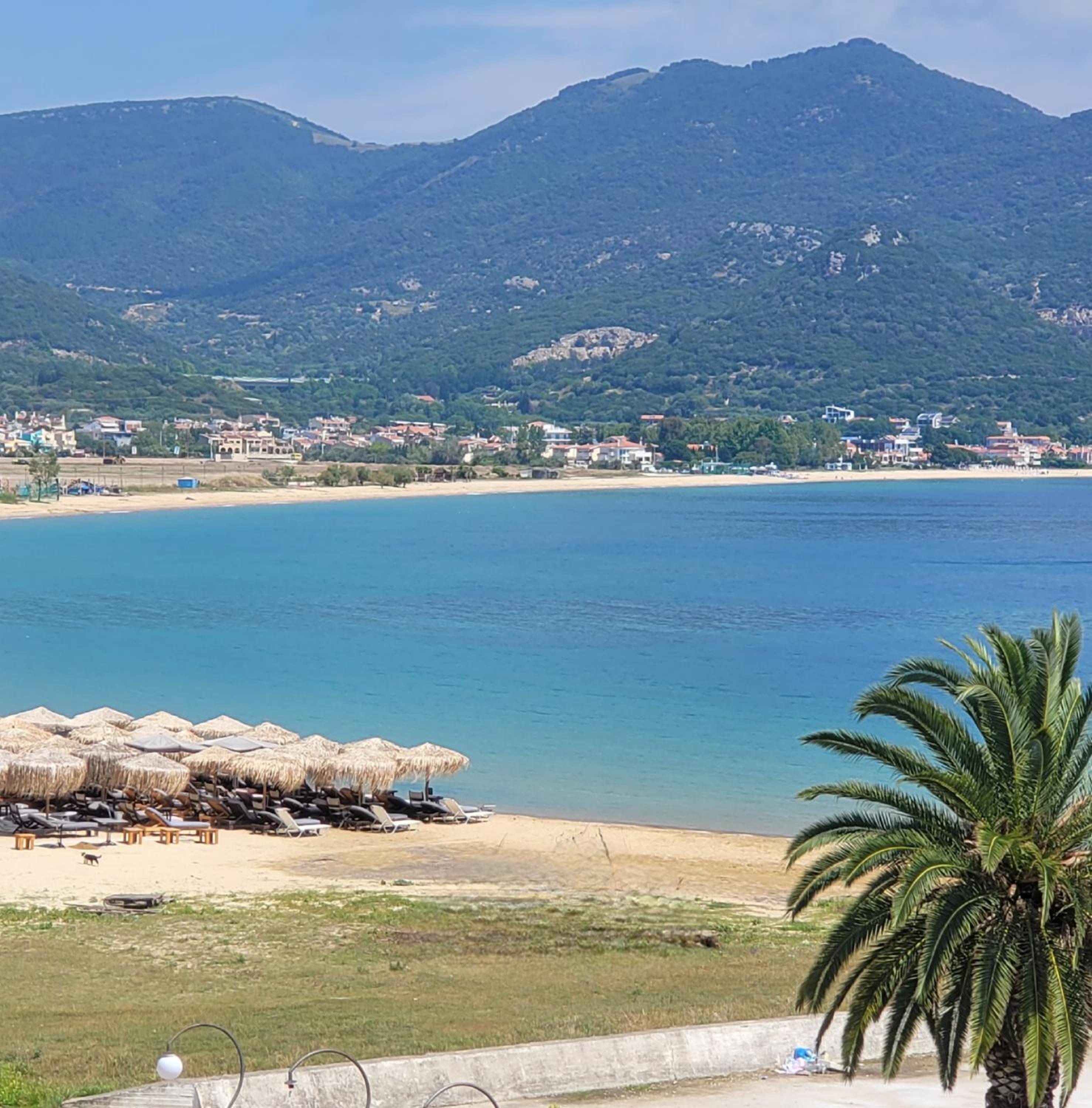 Iraklitsa Port View