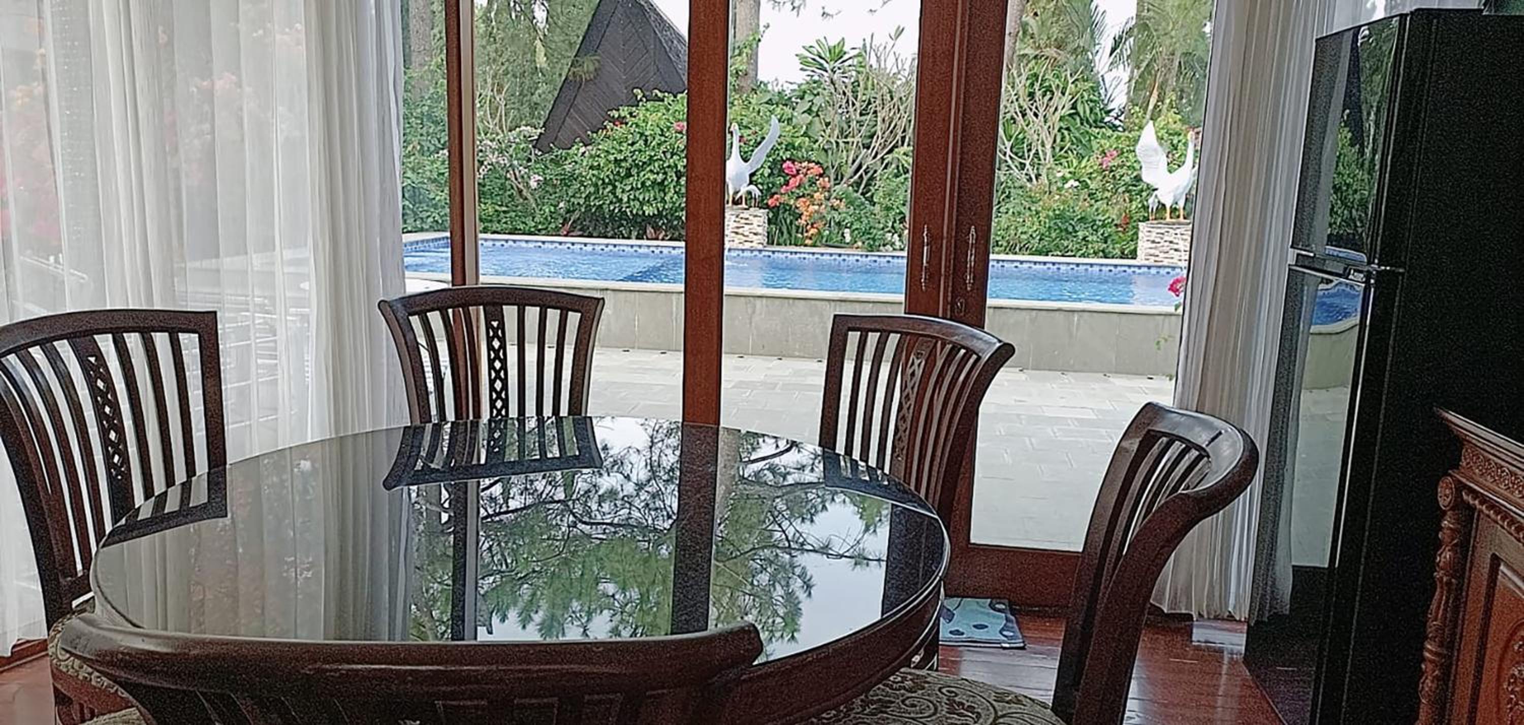 Azalea Villa's 9 Room view 5
