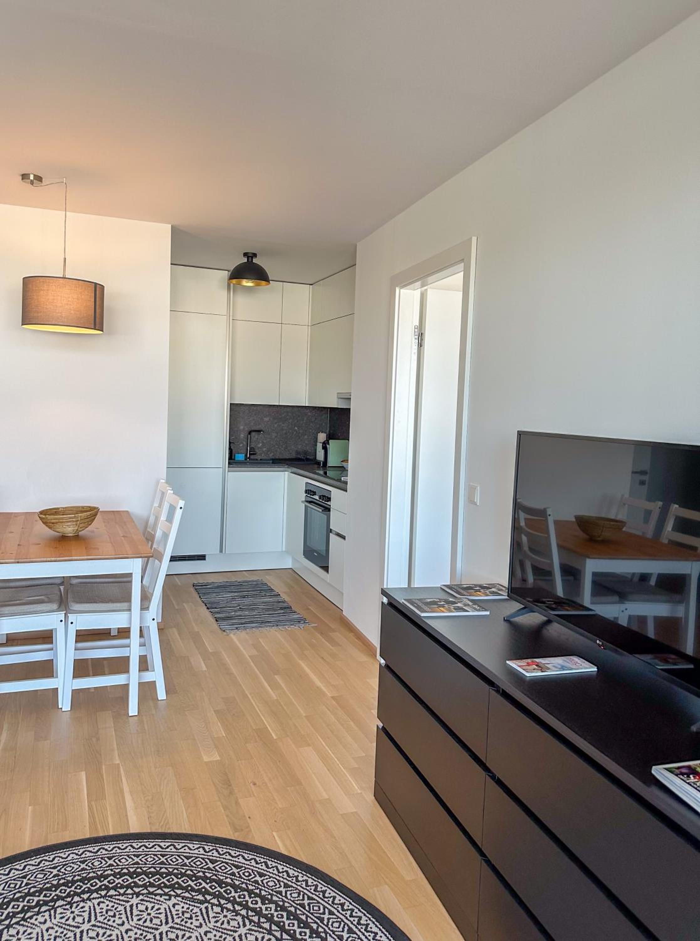 Vienna Sunny Side Up Apartments