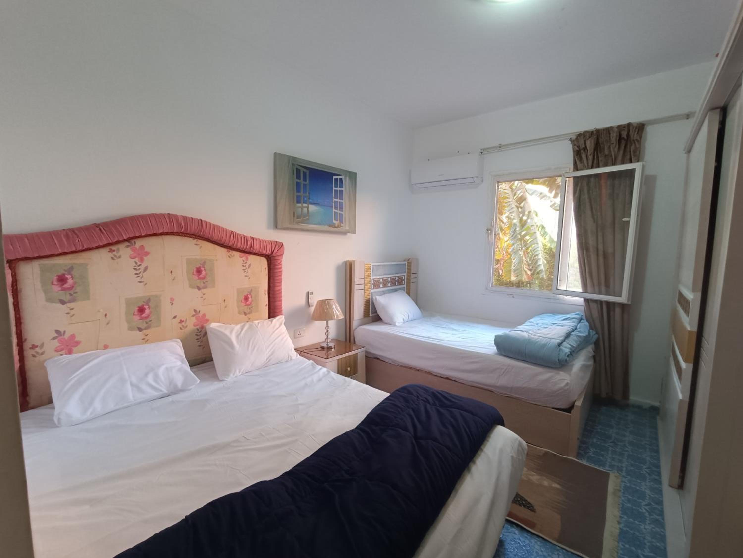 Family-only hotel apartment in Sheikh Zayed City view 5