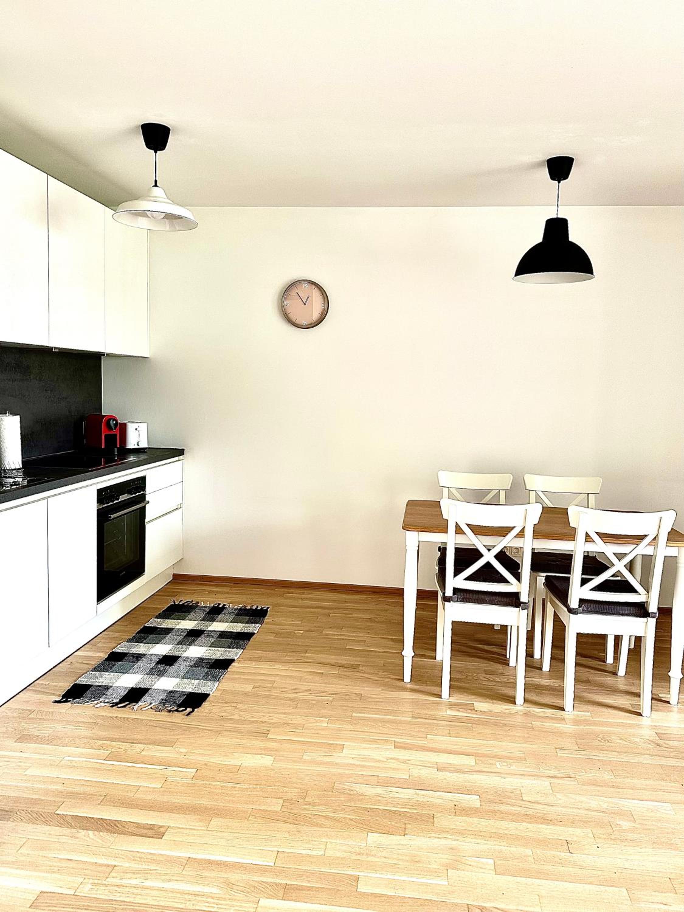 Vienna Sunny Side Up Apartments