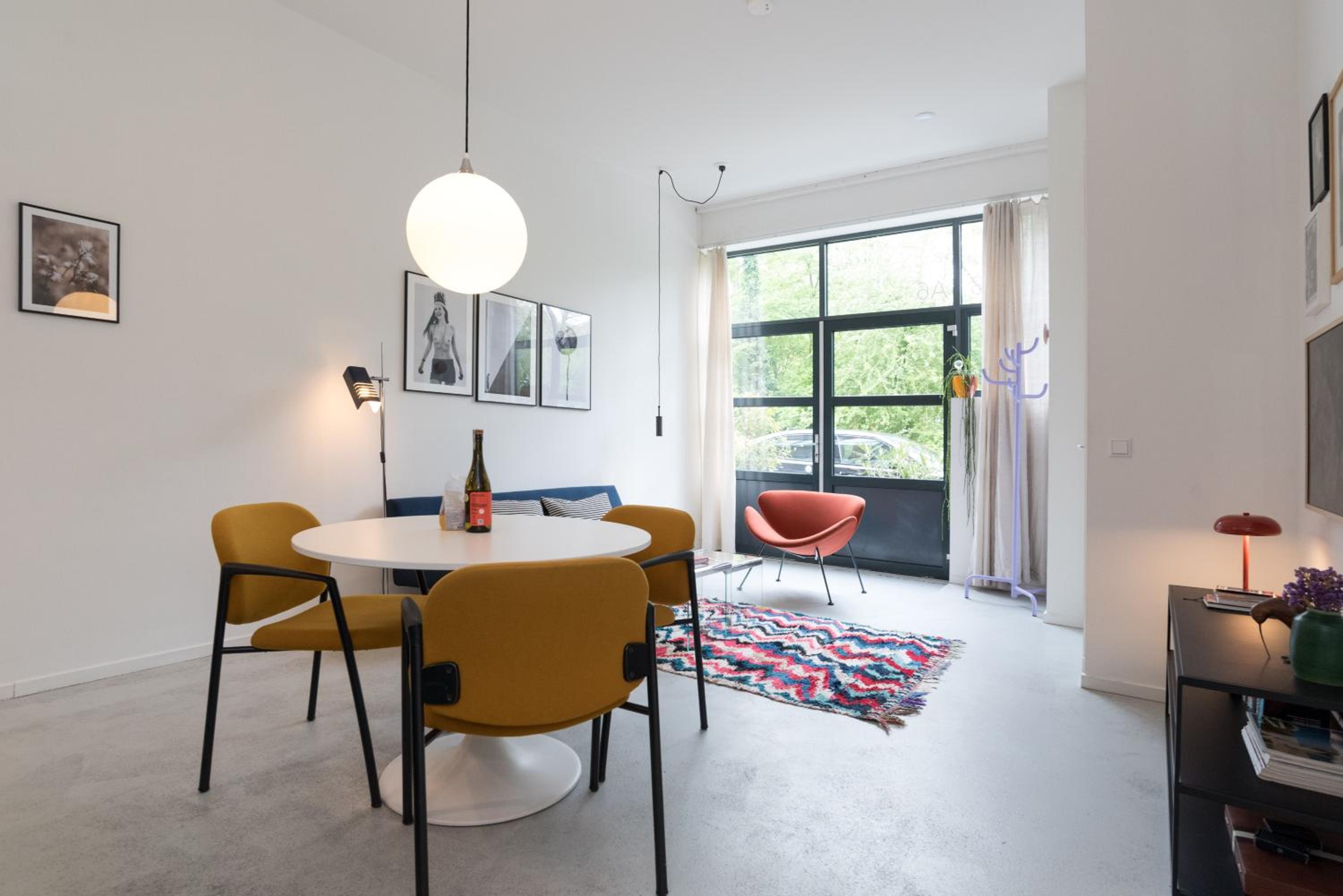Studio in creative district, FREE parking