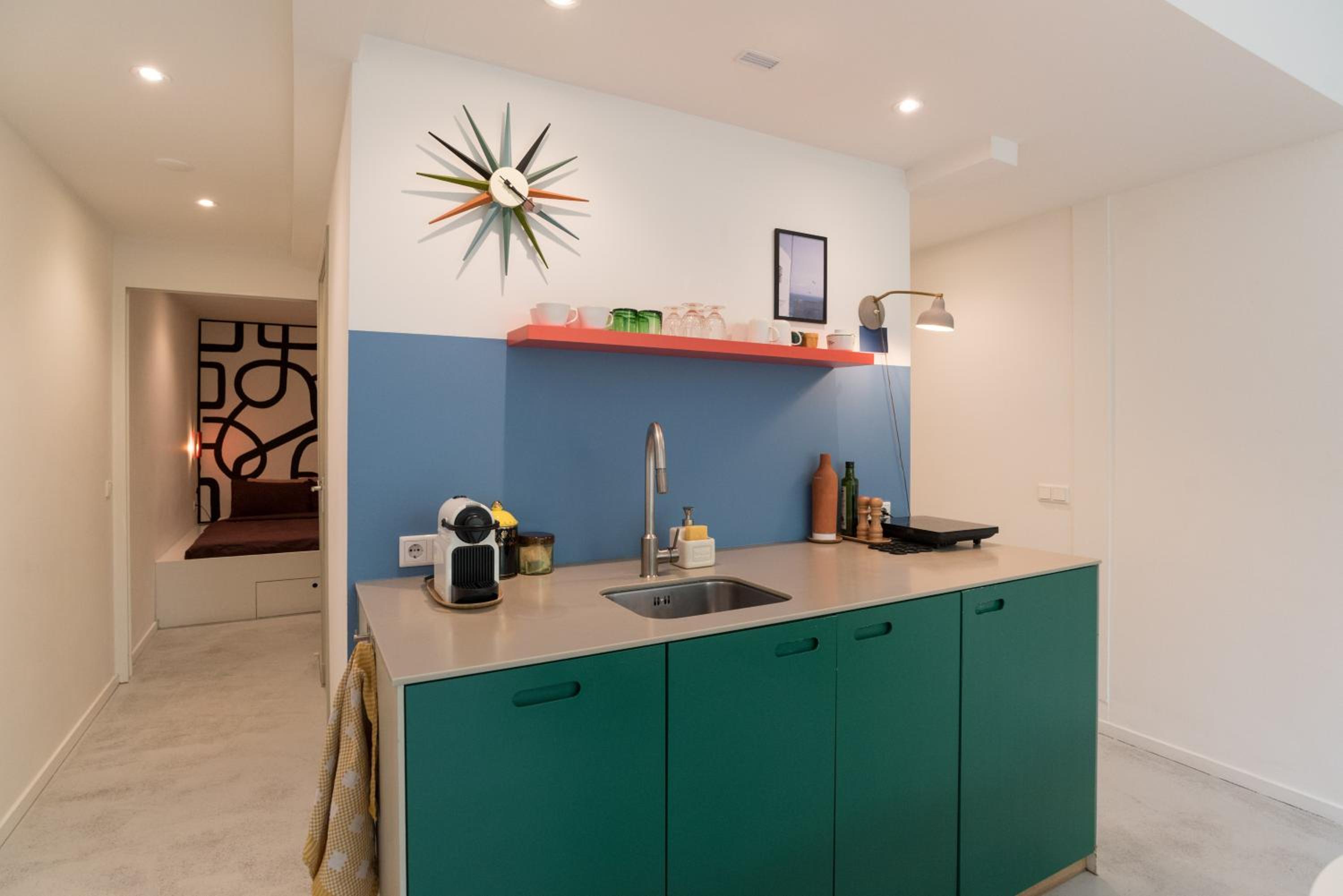 Studio in creative district, FREE parking