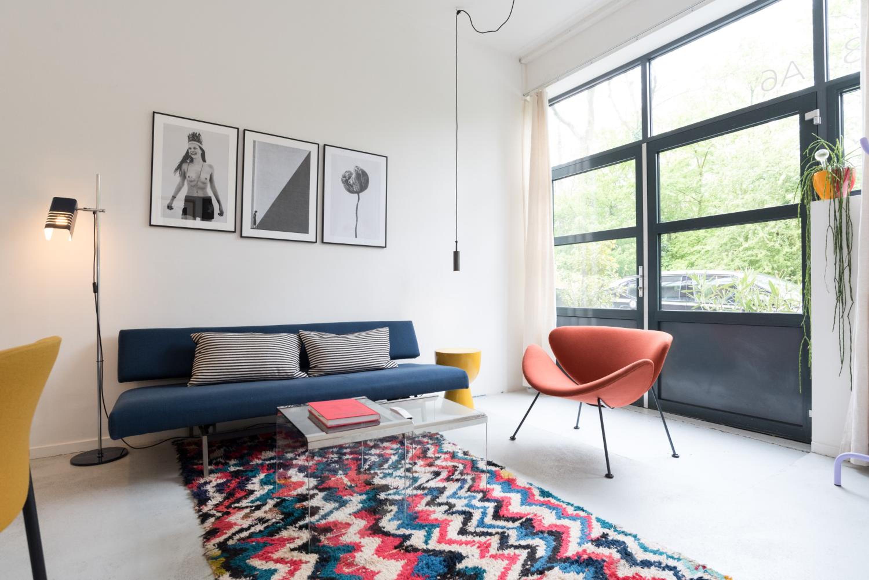 Studio in creative district, FREE parking