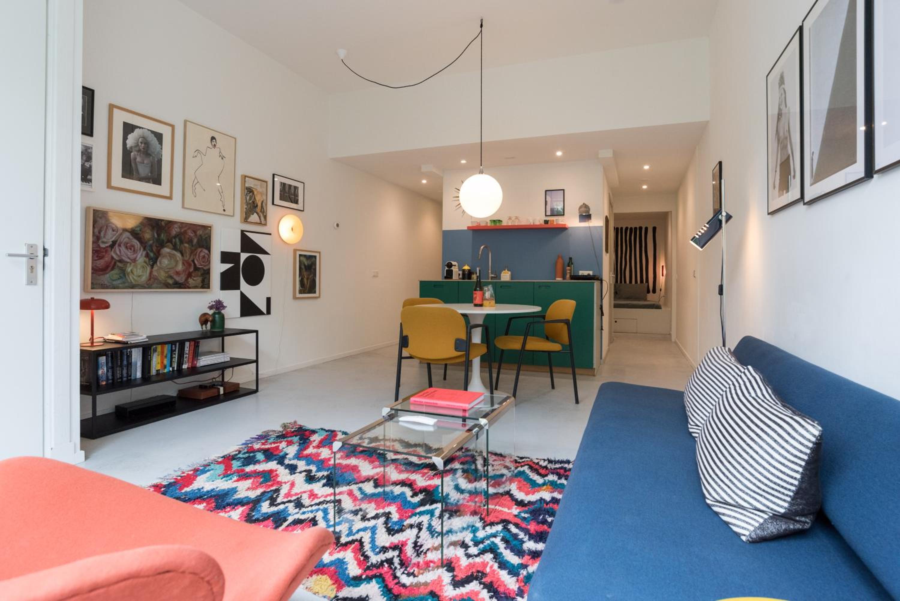 Studio in creative district, FREE parking