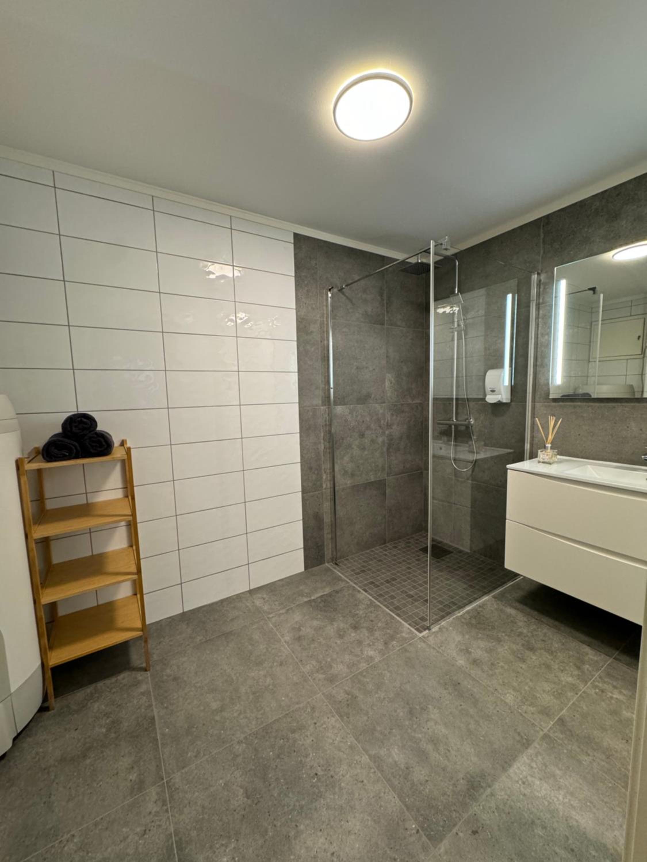 Charming 3-Bedroom Apartment in the Heart of Kristiansund