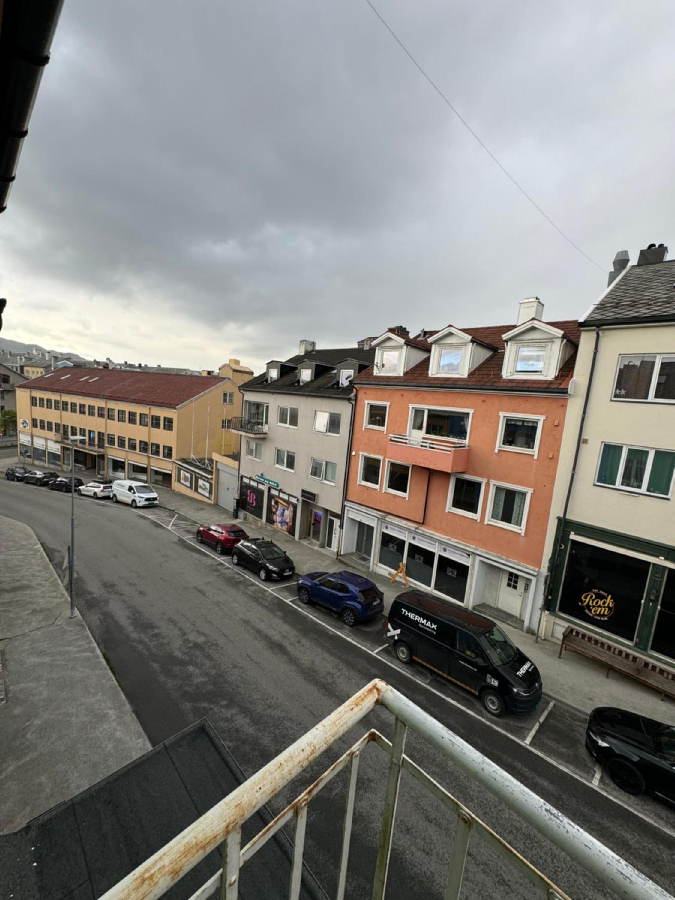 Charming 3-Bedroom Apartment in the Heart of Kristiansund