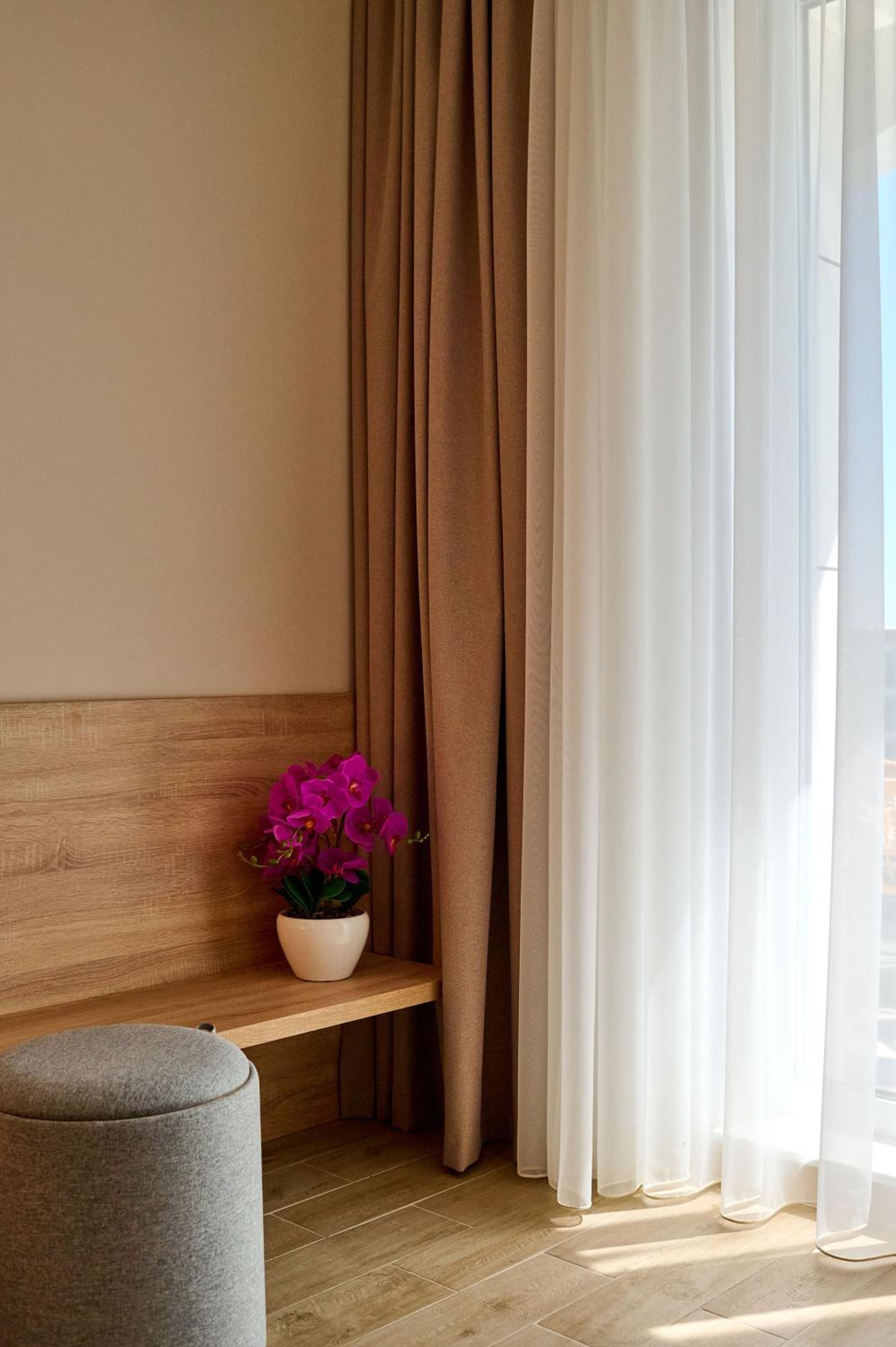 Nova Seaview Apartment in Infinity Beach Resort - parking