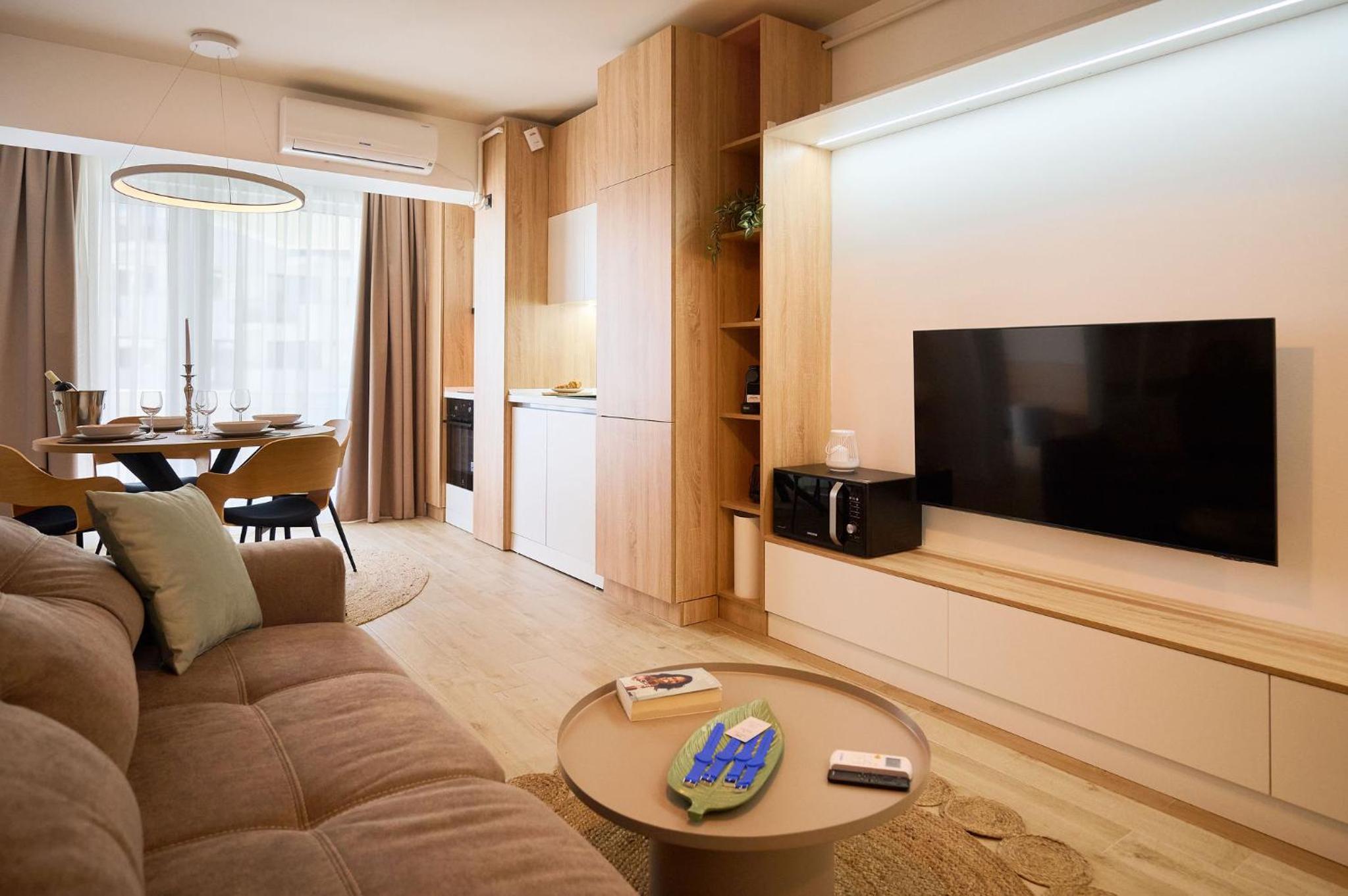 Nova Seaview Apartment in Infinity Beach Resort - parking