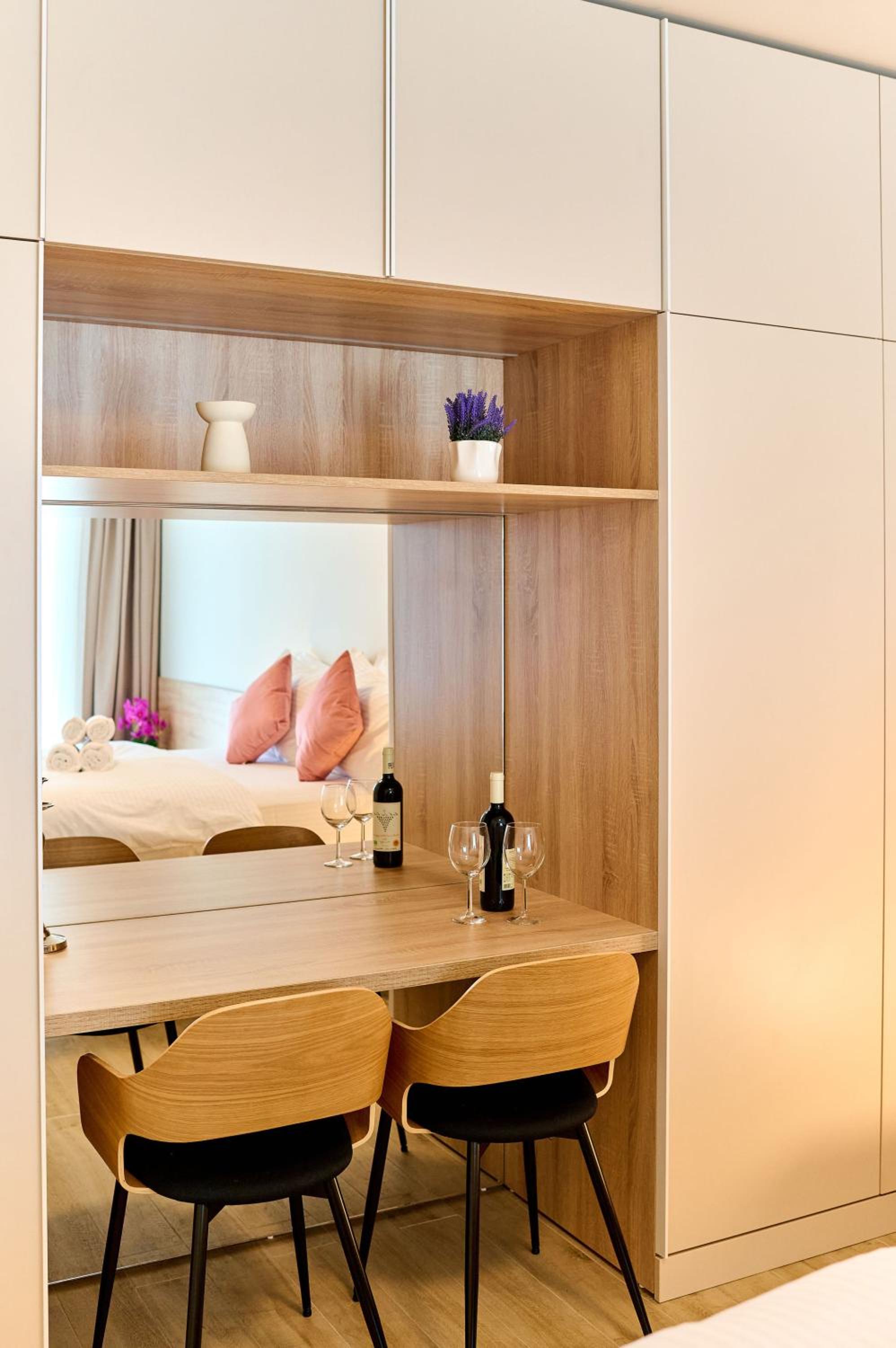 Nova Seaview Apartment in Infinity Beach Resort - parking