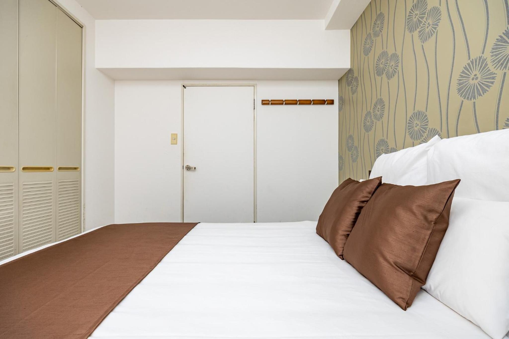 Bijou Suites Pine Brook 405