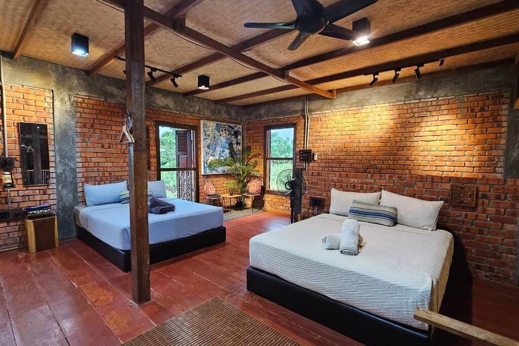 Rumah Wan Villa with Swimming Pool photo 6