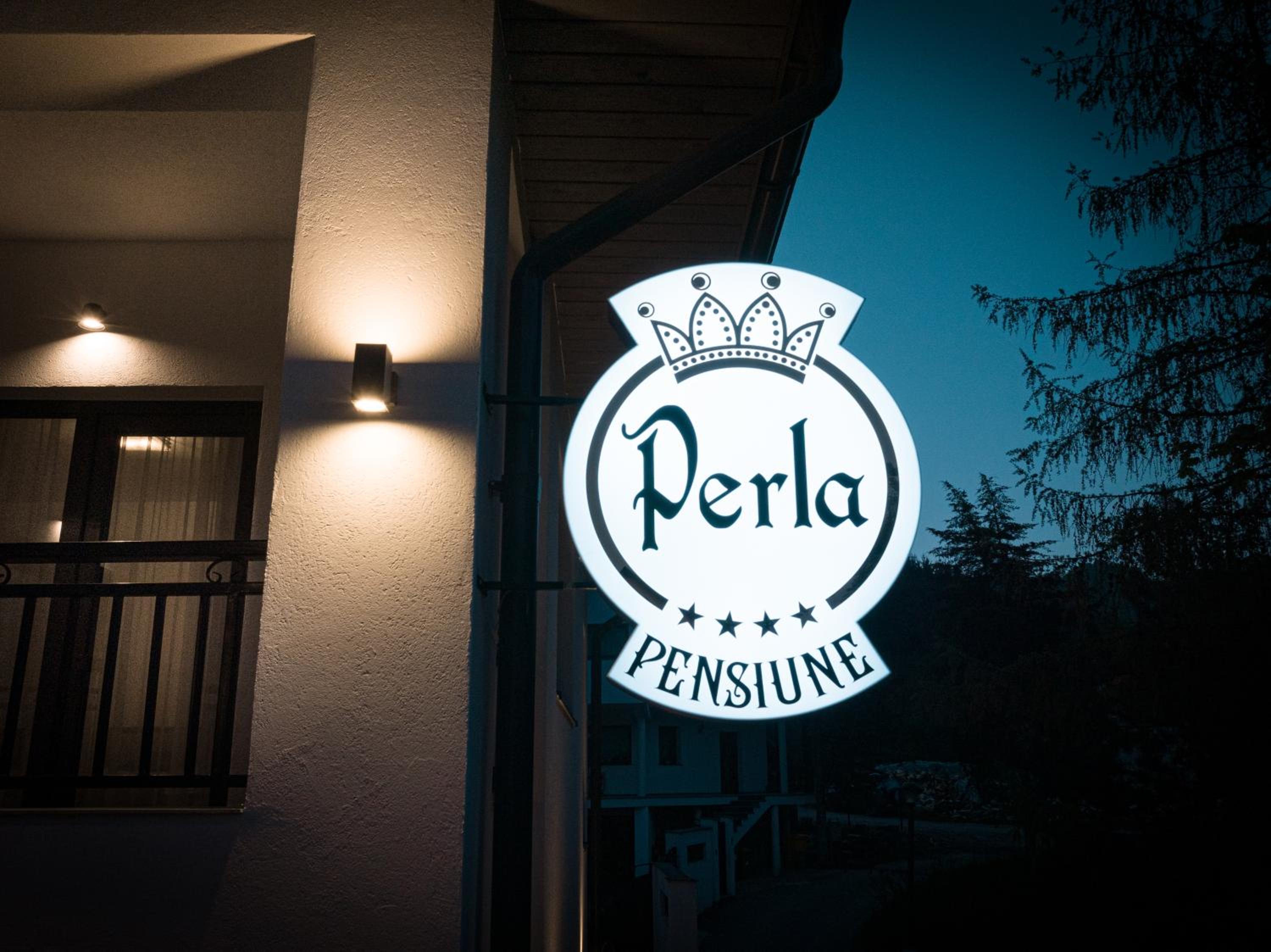 Pensiune Restaurant Perla view 2