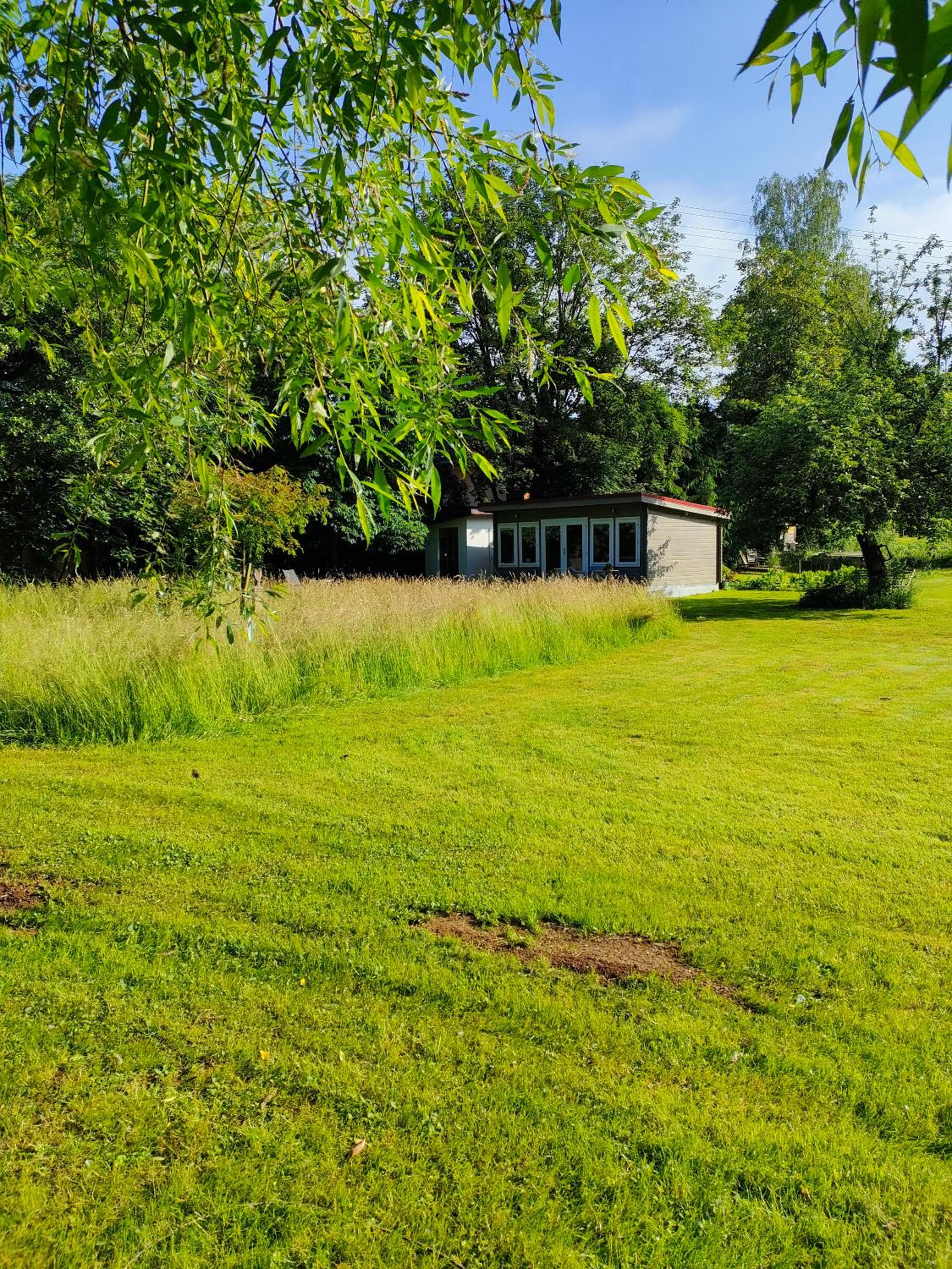 Wind in den Weiden, Übernachten am Bachlauf