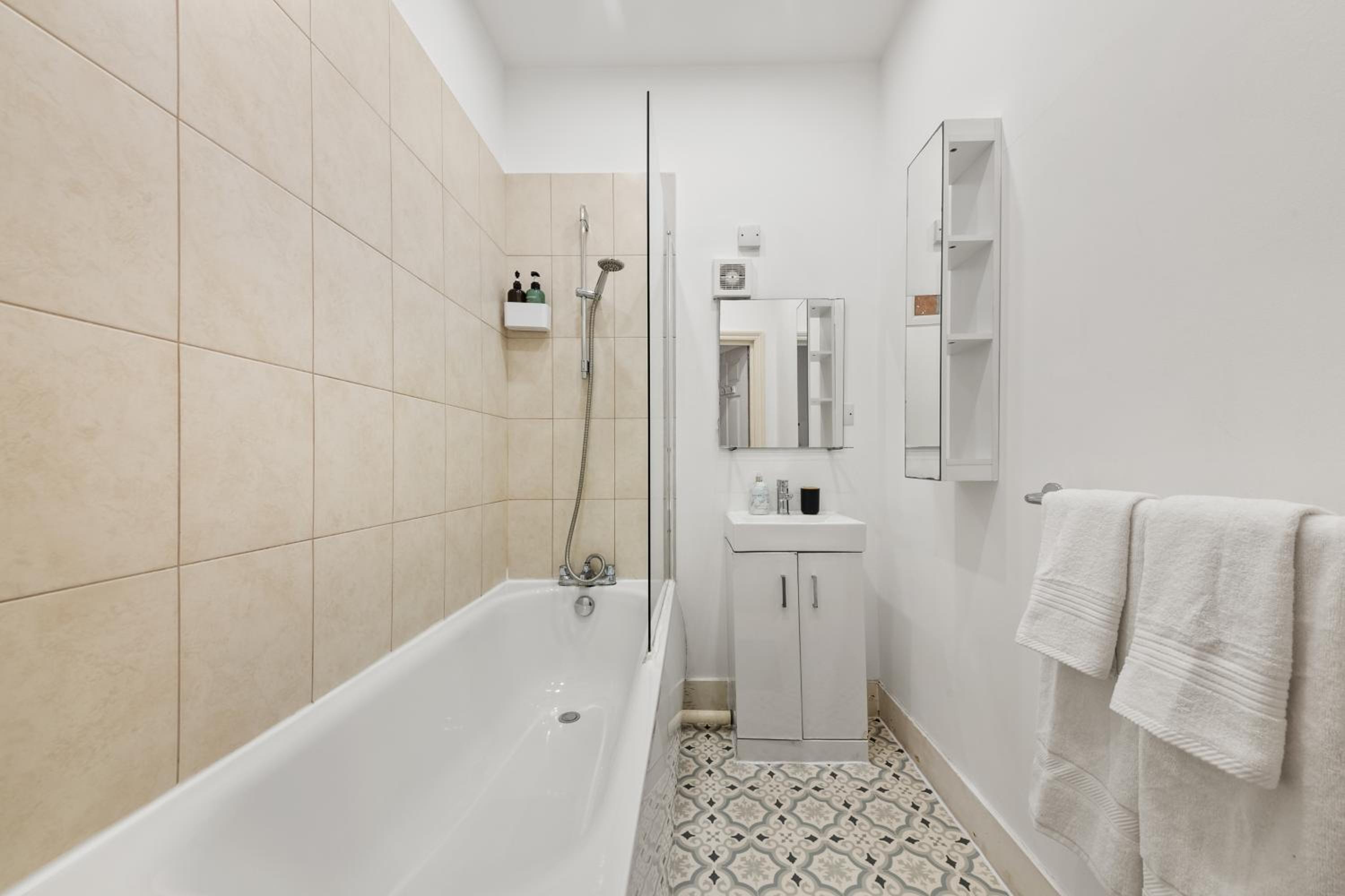 Londwell, Stylish Mayfair Central London Apartment