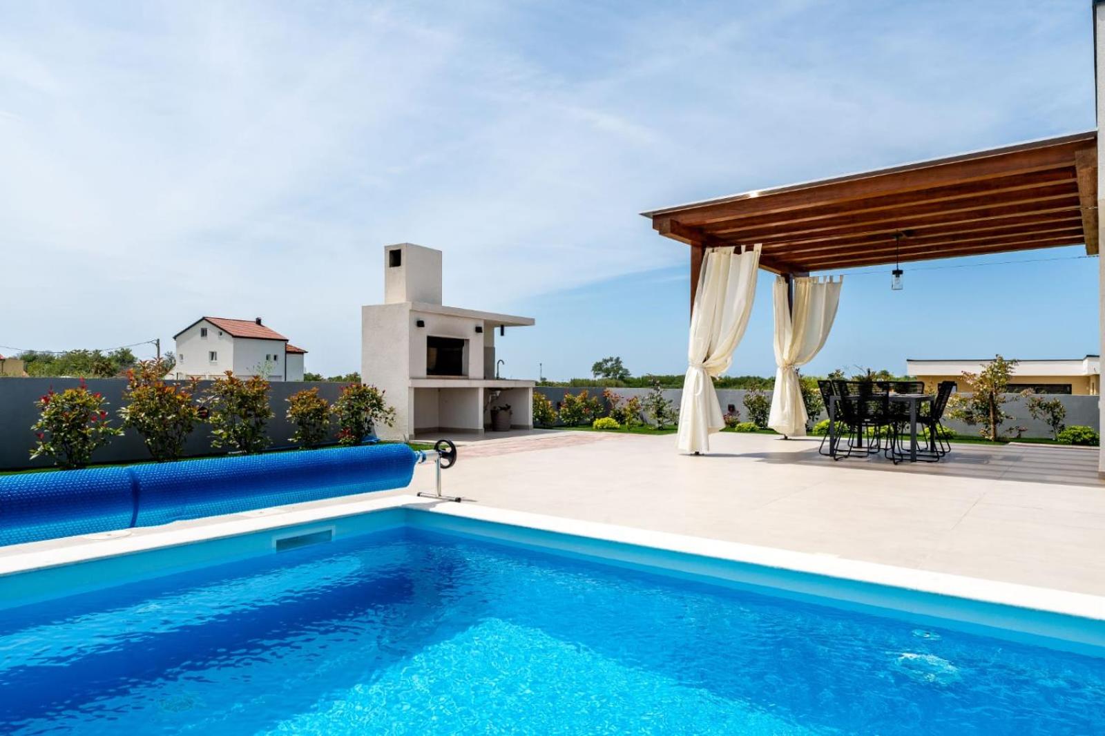 Villa in Privlaka with a heated pool and complete privacy - by TA Leut Agency