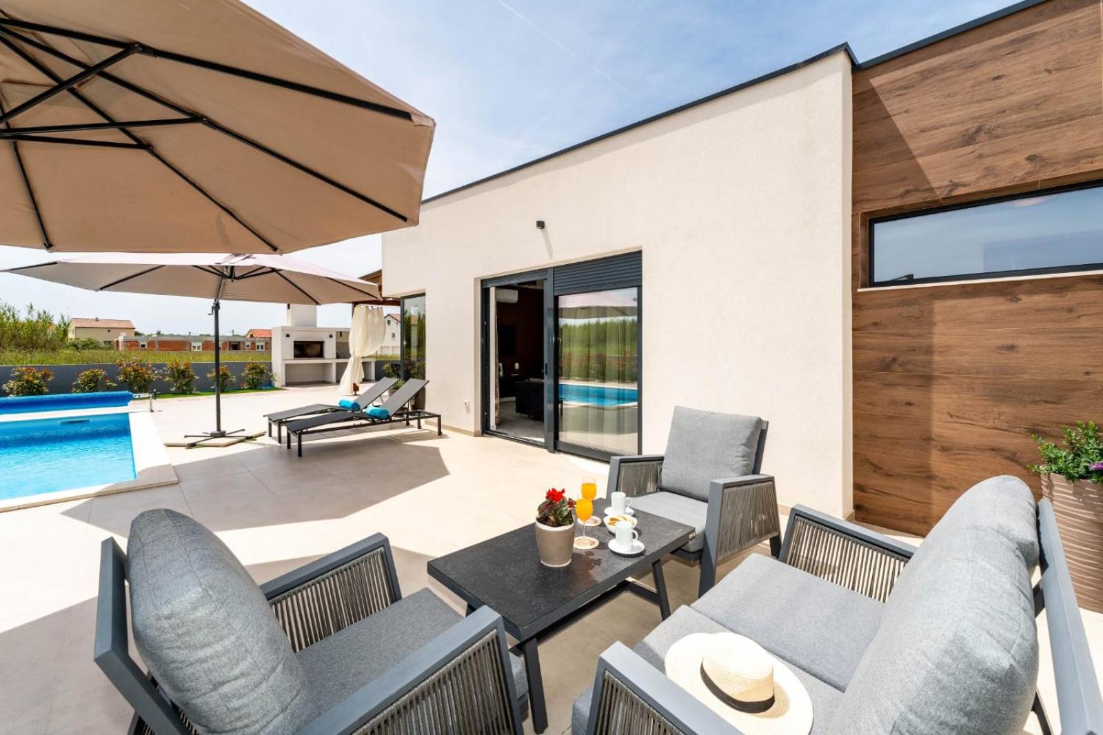 Villa in Privlaka with a heated pool and complete privacy - by TA Leut Agency
