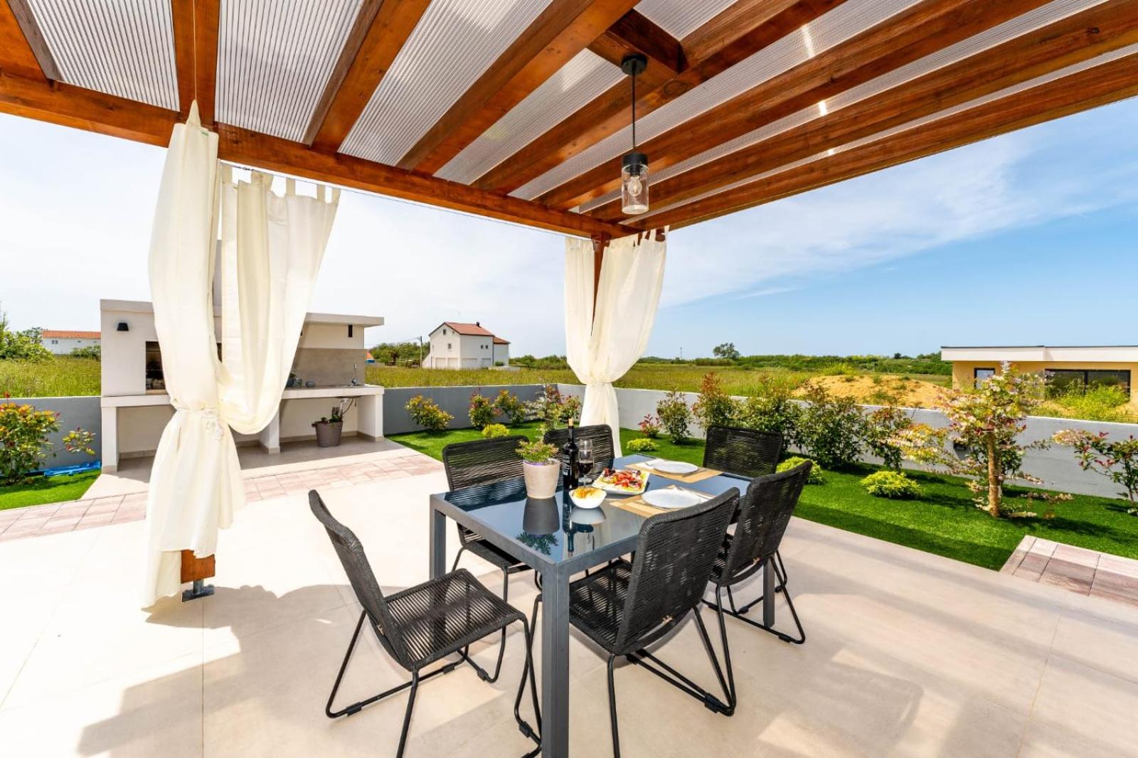 Villa in Privlaka with a heated pool and complete privacy - by TA Leut Agency