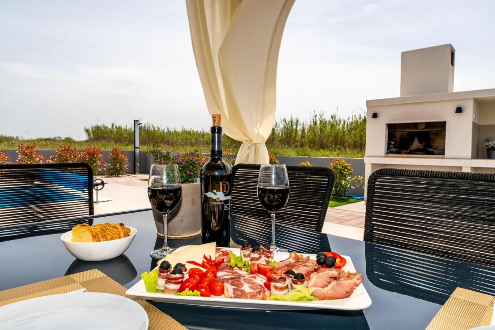 Villa in Privlaka with a heated pool and complete privacy - by TA Leut Agency