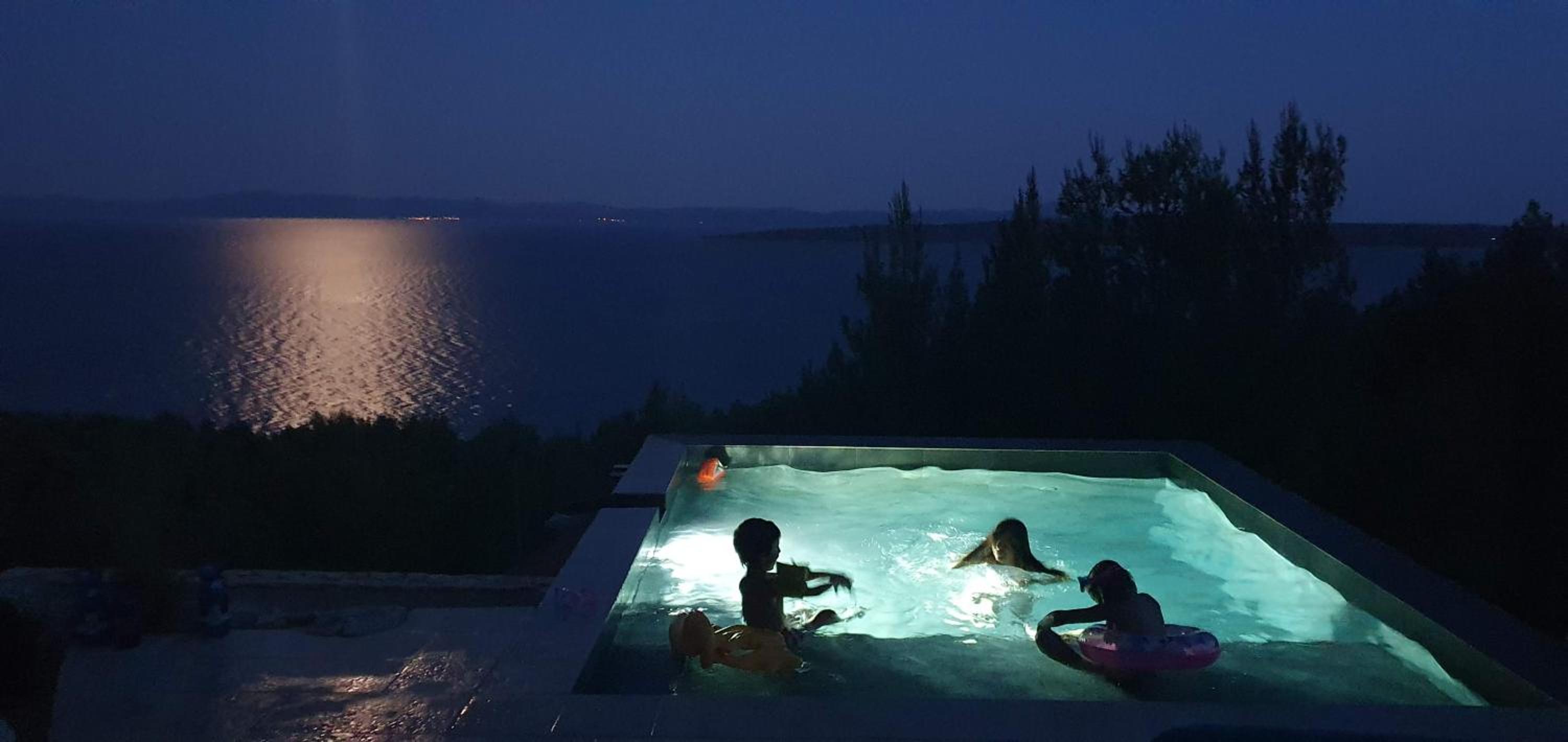 Sea view Eco house with pool, 250m to beach - Falcon View Hvar