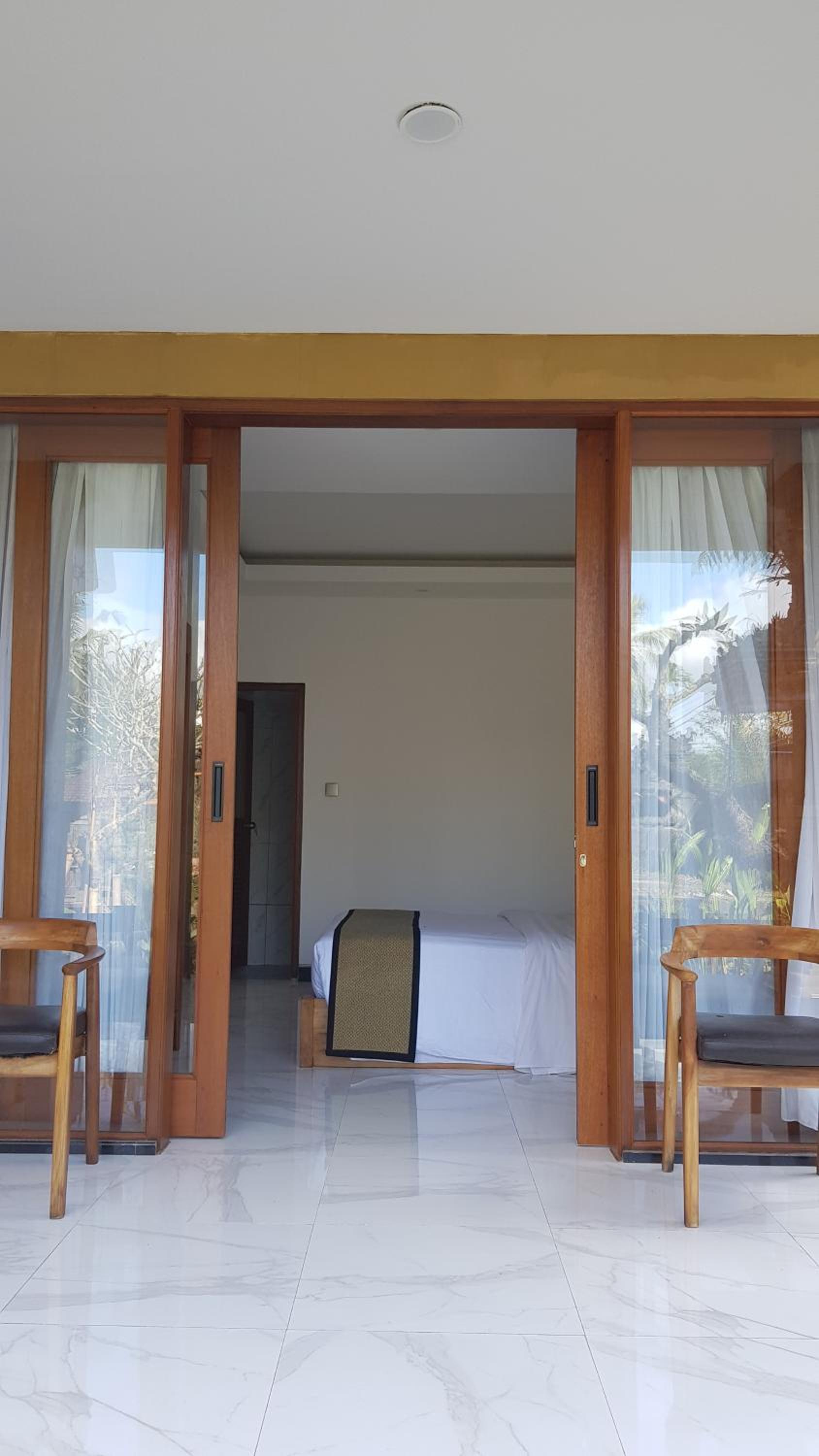 Ari Guest House view 3