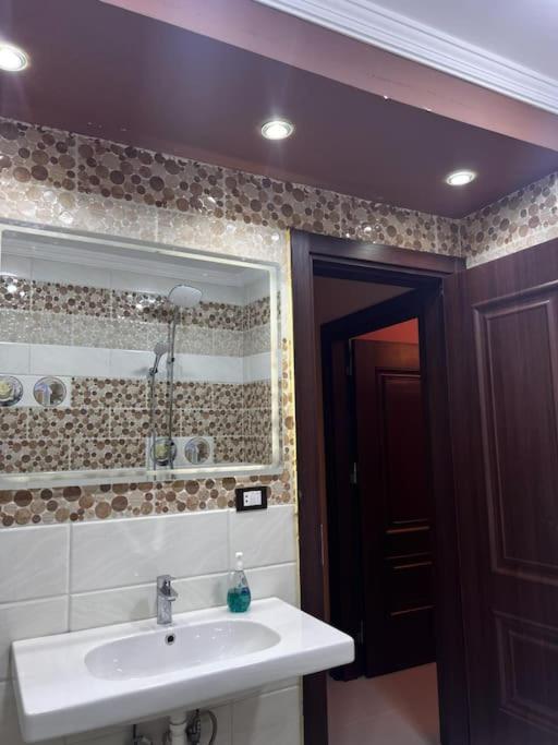 Central Apartment in Madinaty