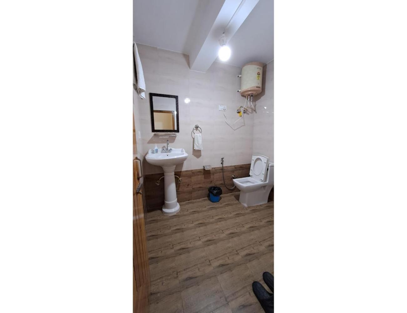 Beli House Homestay, Dharamshala view 5