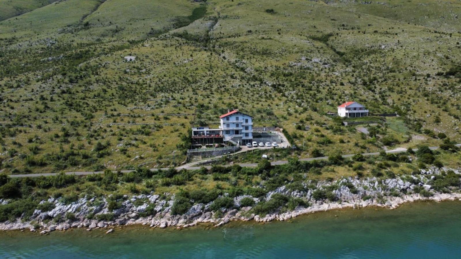 Bella Vista