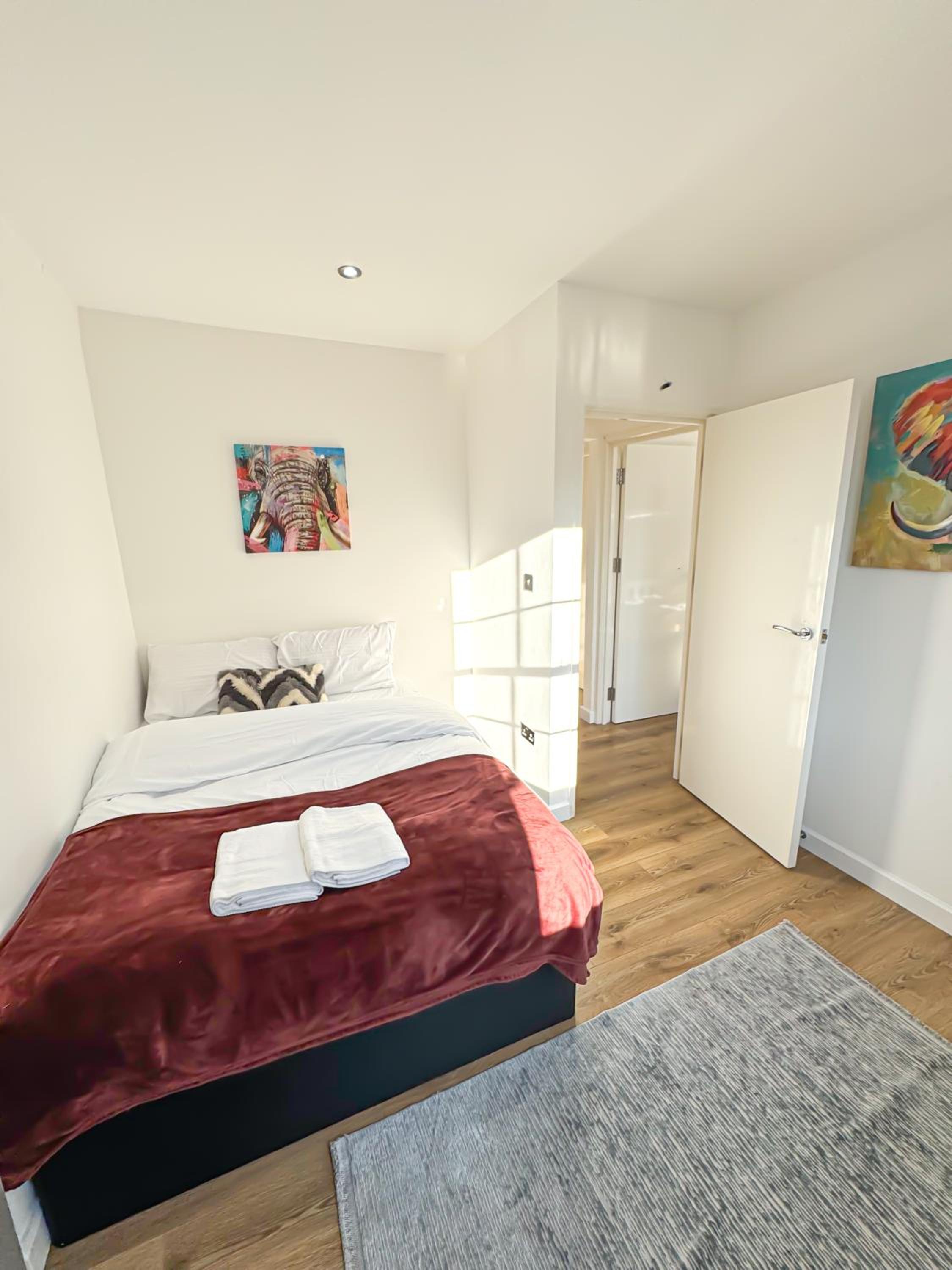 Luxury Flat for 6 - 5 Min Walk from Camden Market HW4