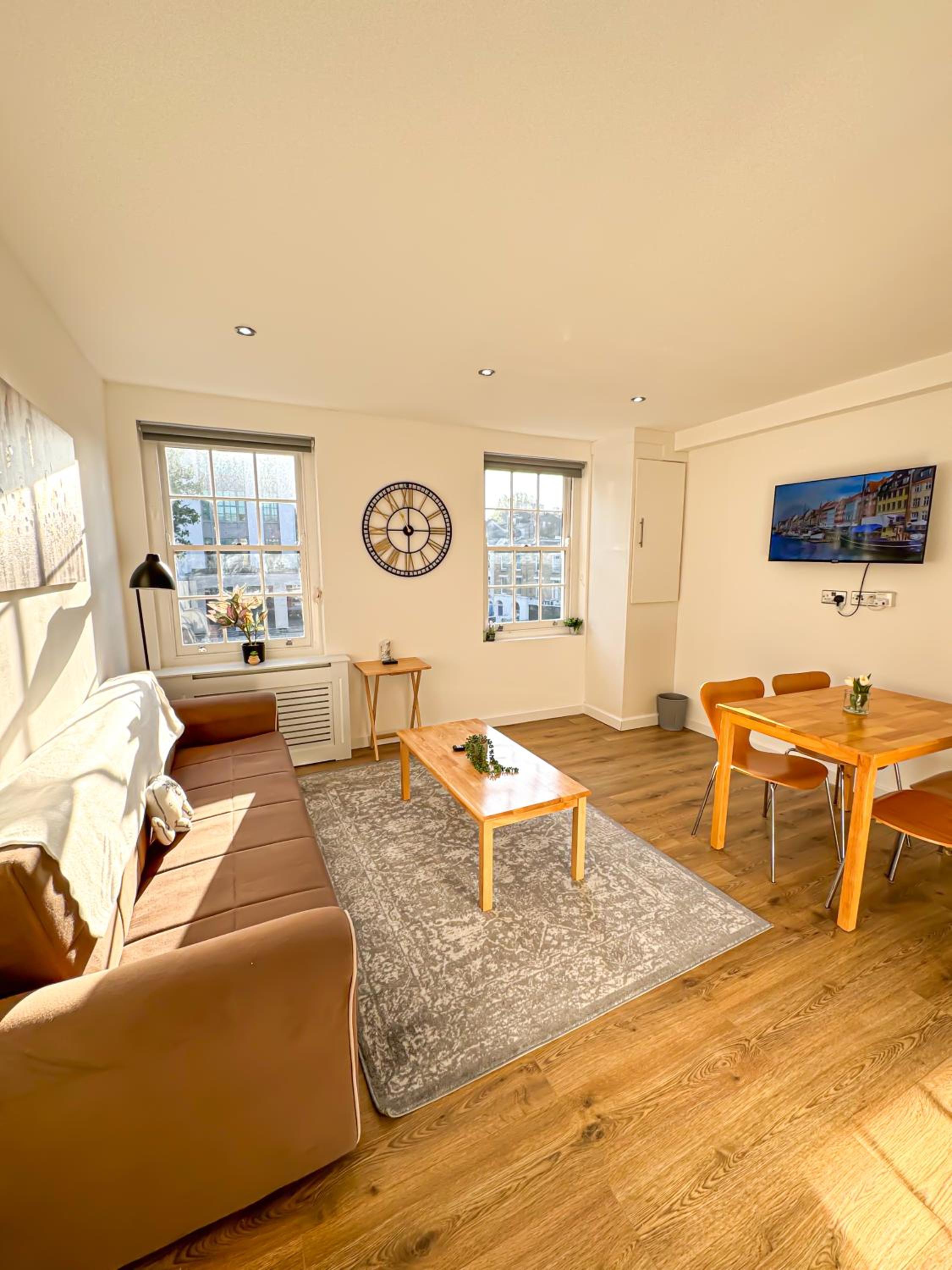 Luxury Flat for 6 - 5 Min Walk from Camden Market HW4