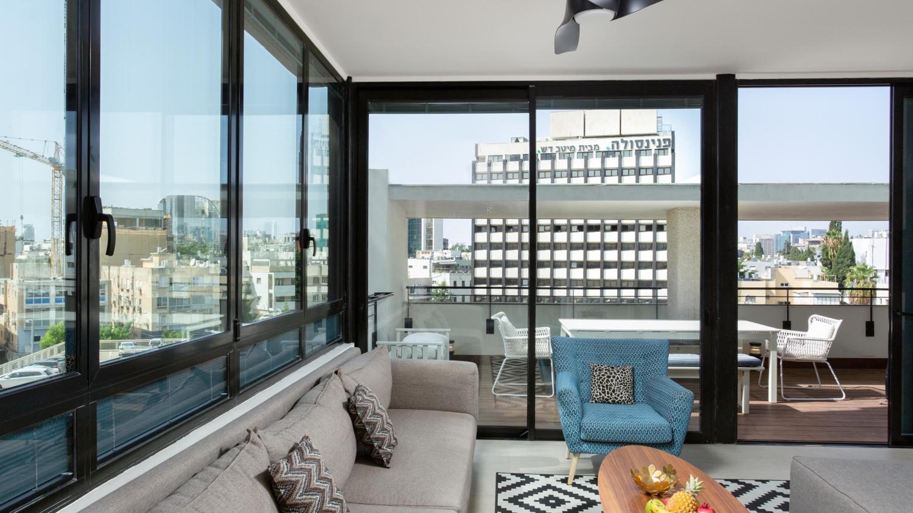 Renovated 3BR Penthouse by HolyGuest view 2