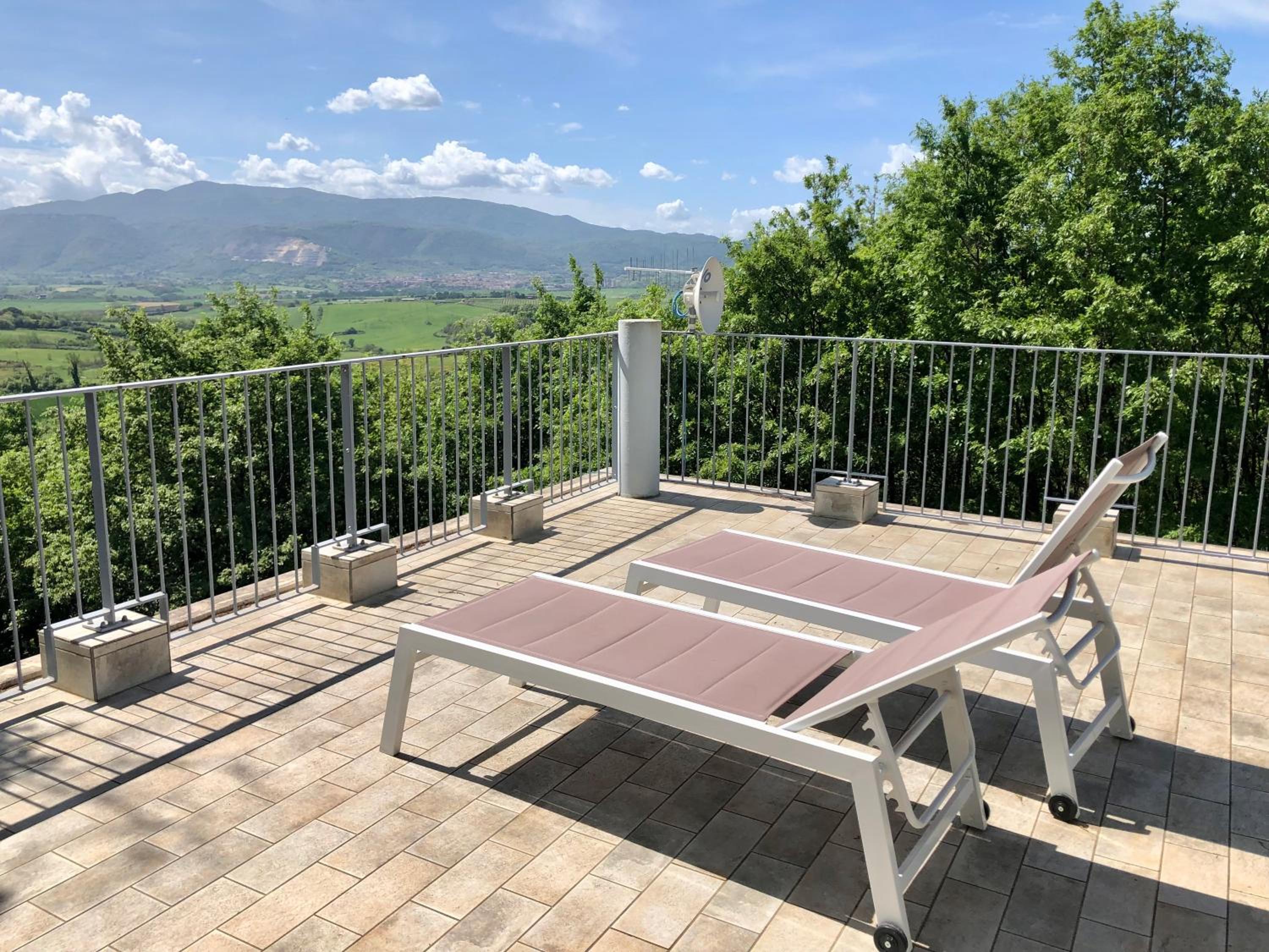 Colonna House view 3