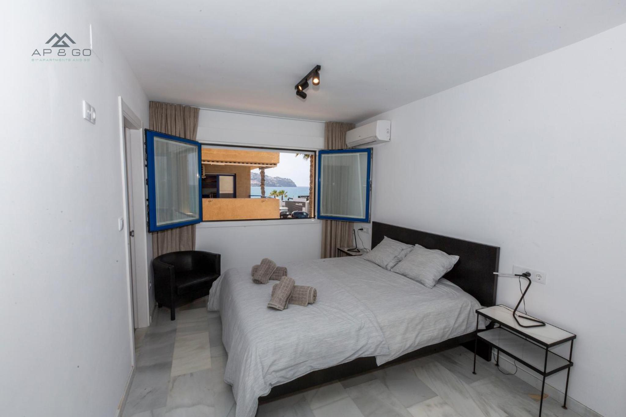 Deluxe apartment sea views La Herradura