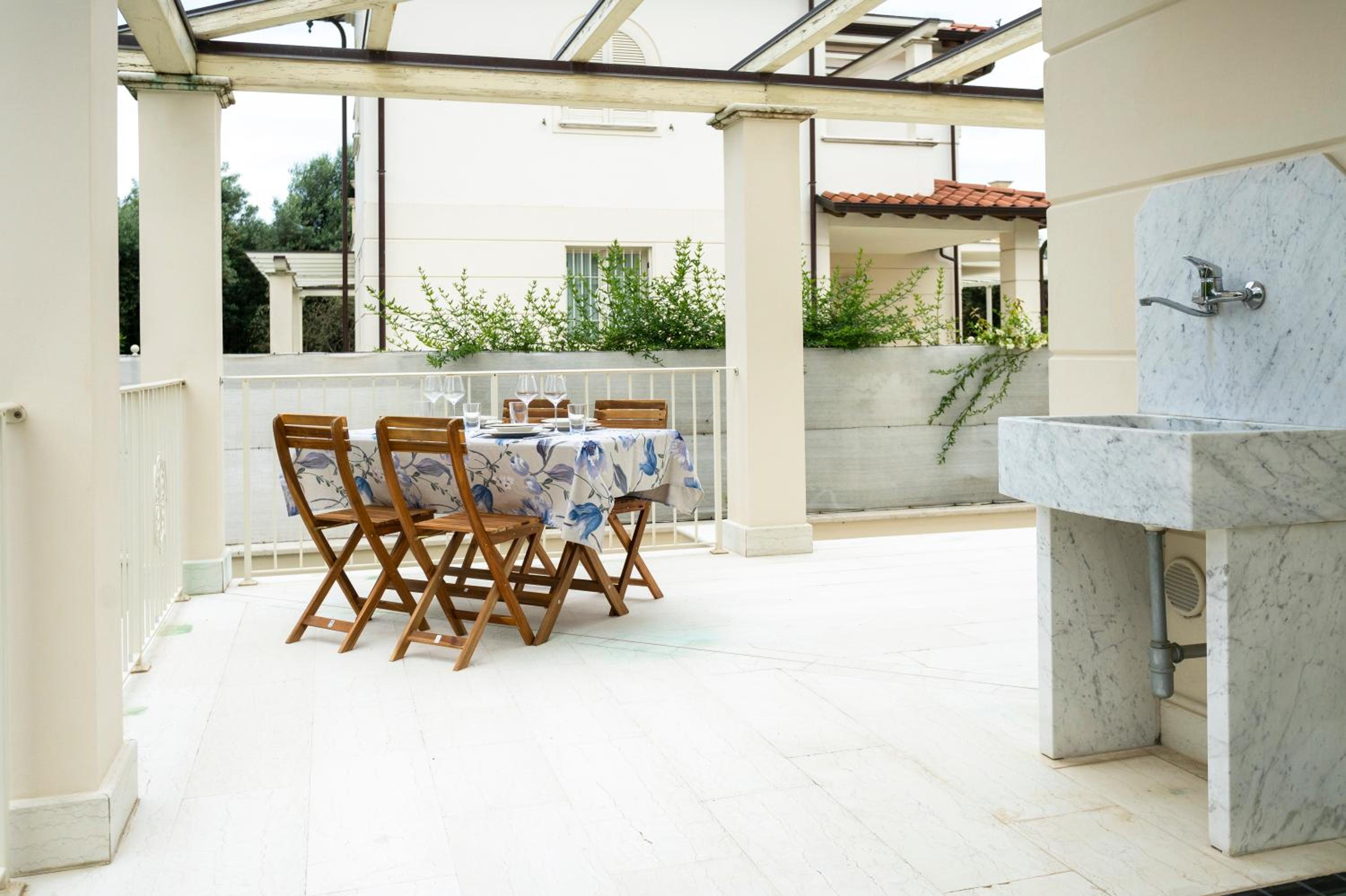 Villa Amanda by Mmega view 4