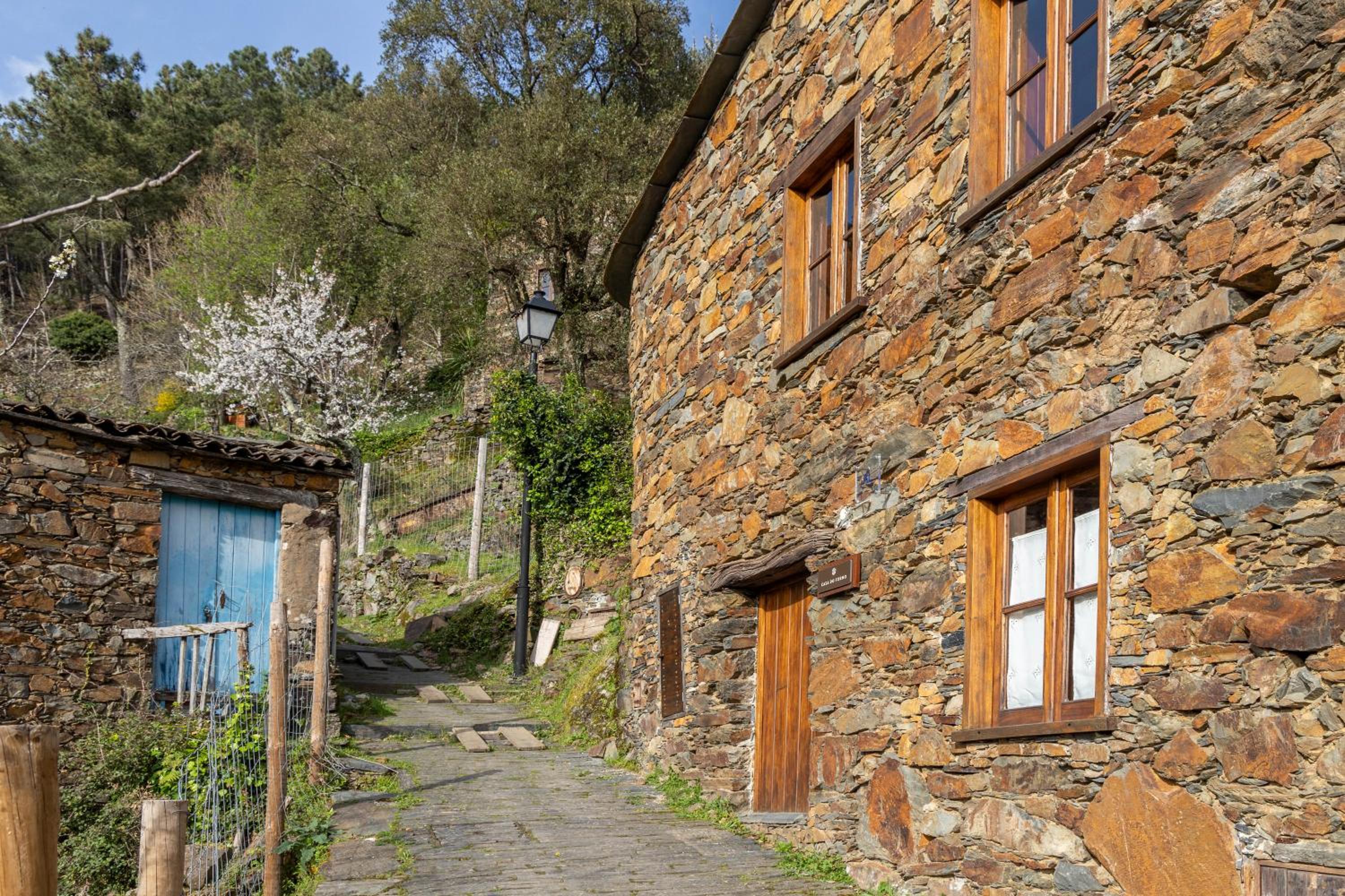 Cerdeira - Home for Creativity