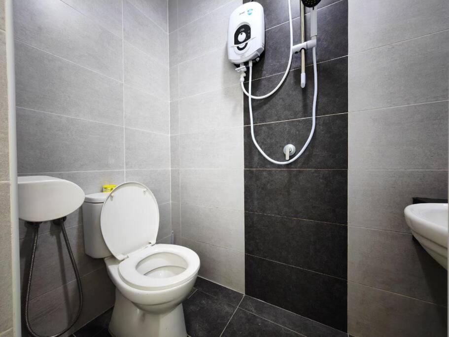 DFestivo comfort 10pax 3room 3Bth photo 3