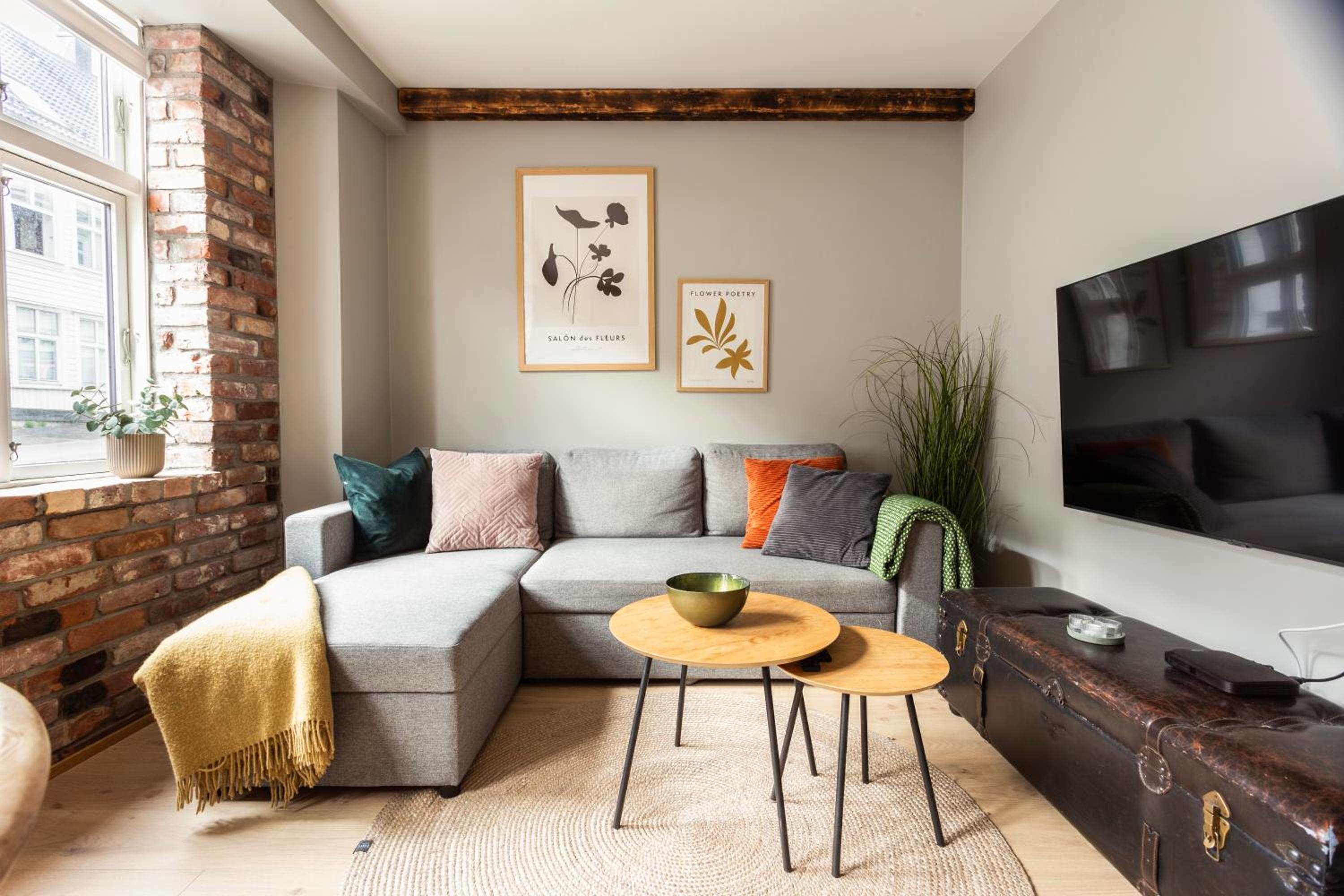 Designer Apartment in Old Bergen view 4