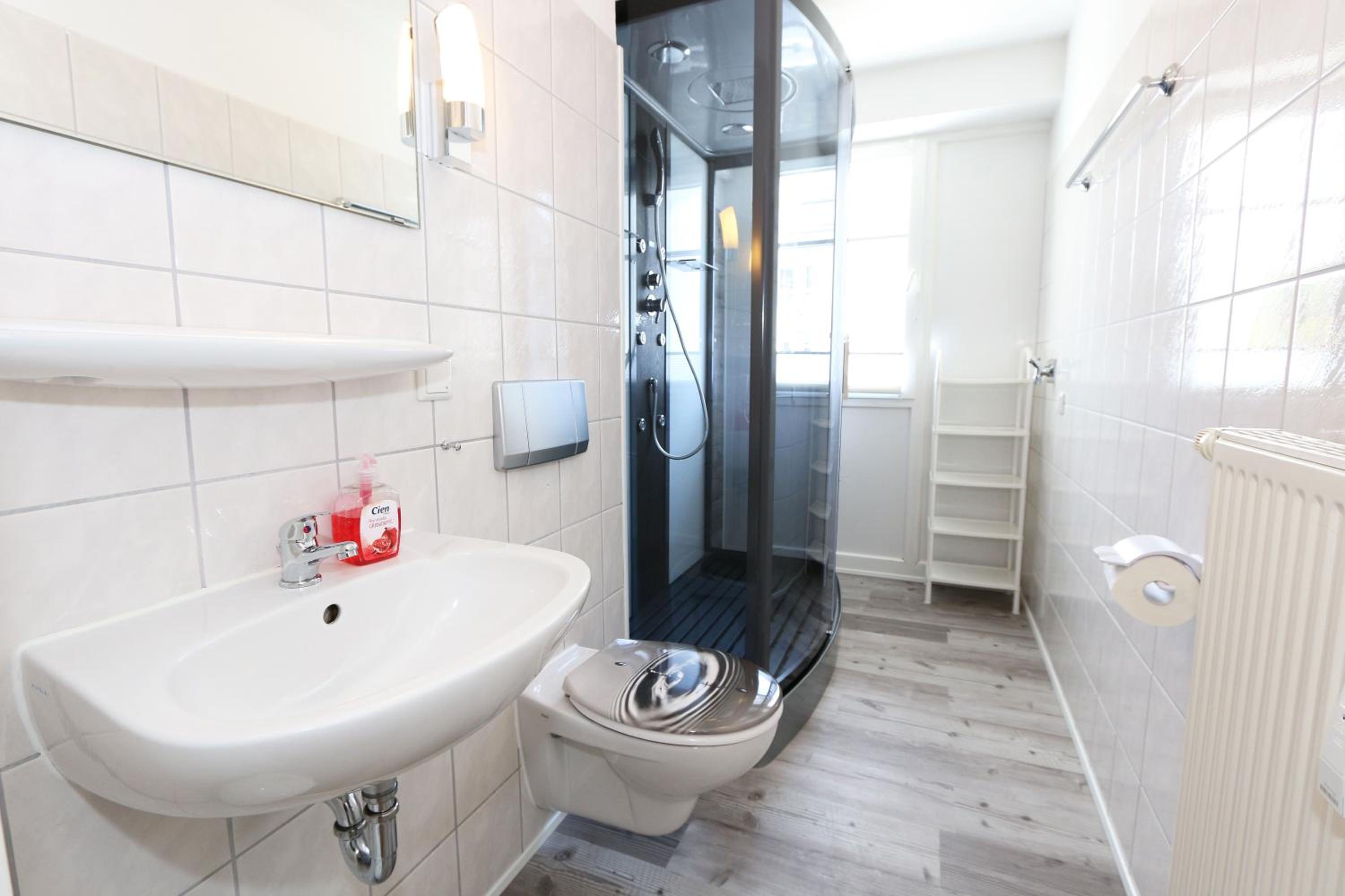 Seepark Sellin - Haus Altensien Whg 463 mit Balkon