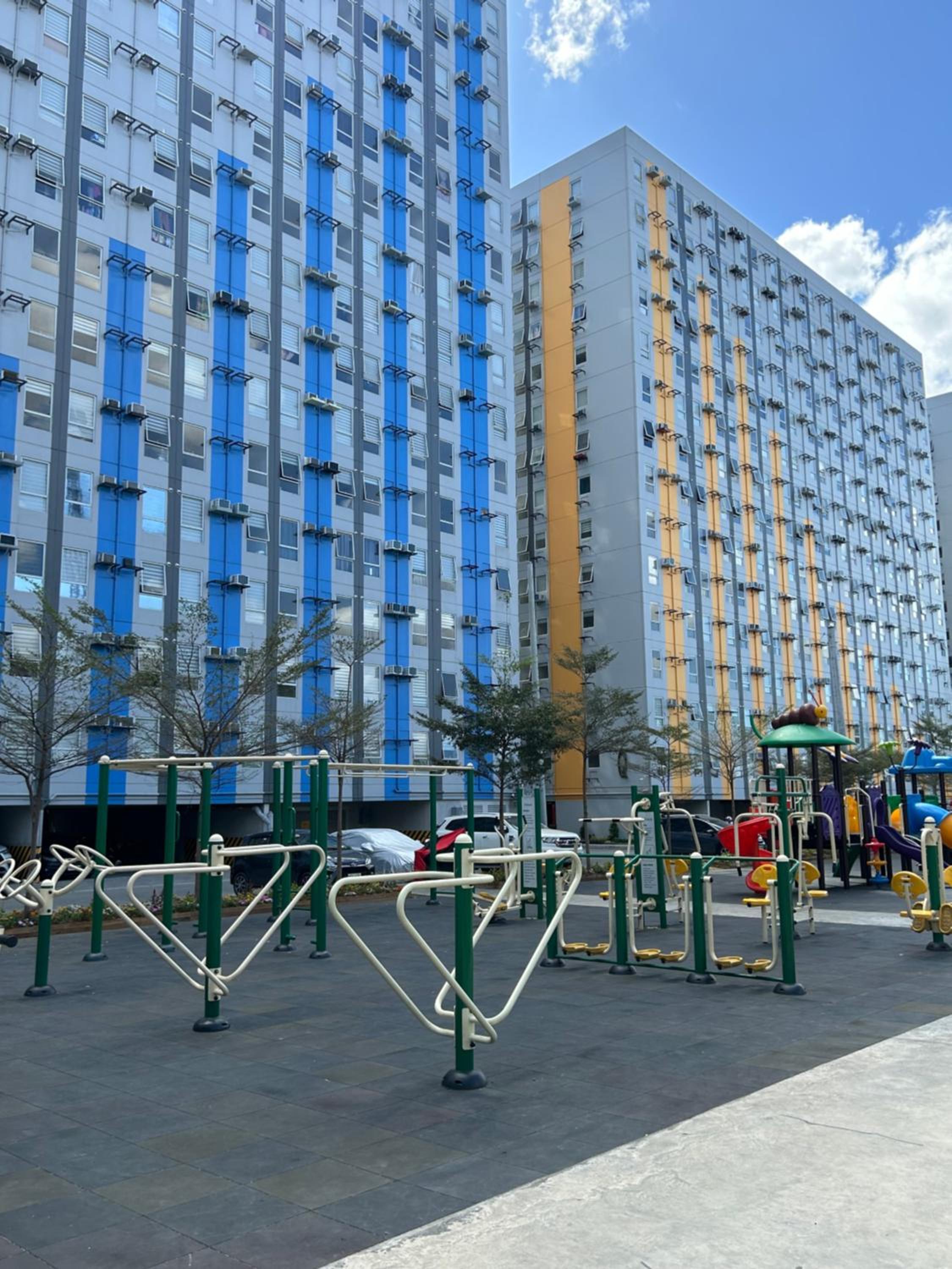 Cozy 1-BR Condo in Urban Deca Homes Ortigas, Pasig City view 2