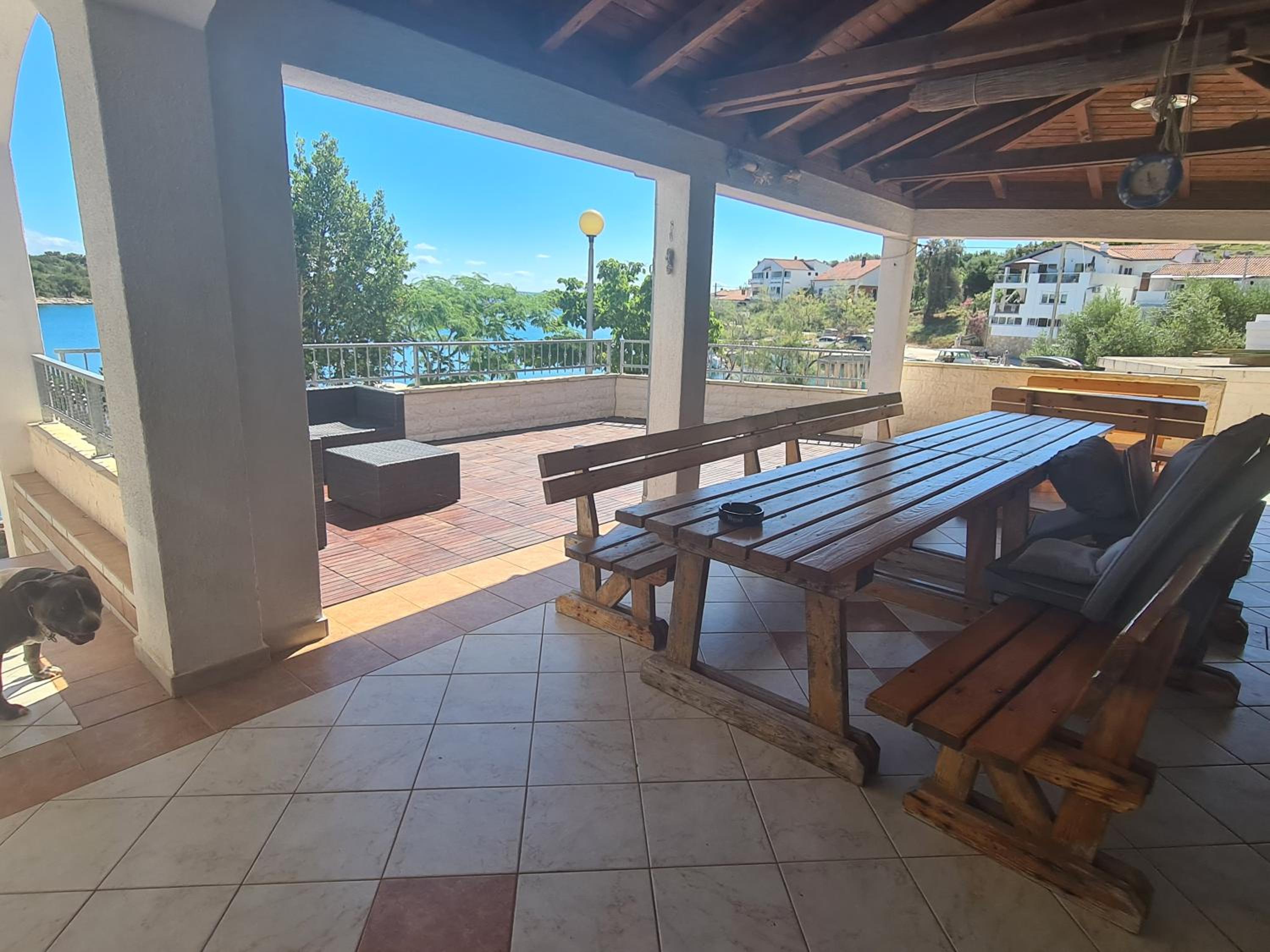 Apartment Zaglav 1 - first sea row view 4