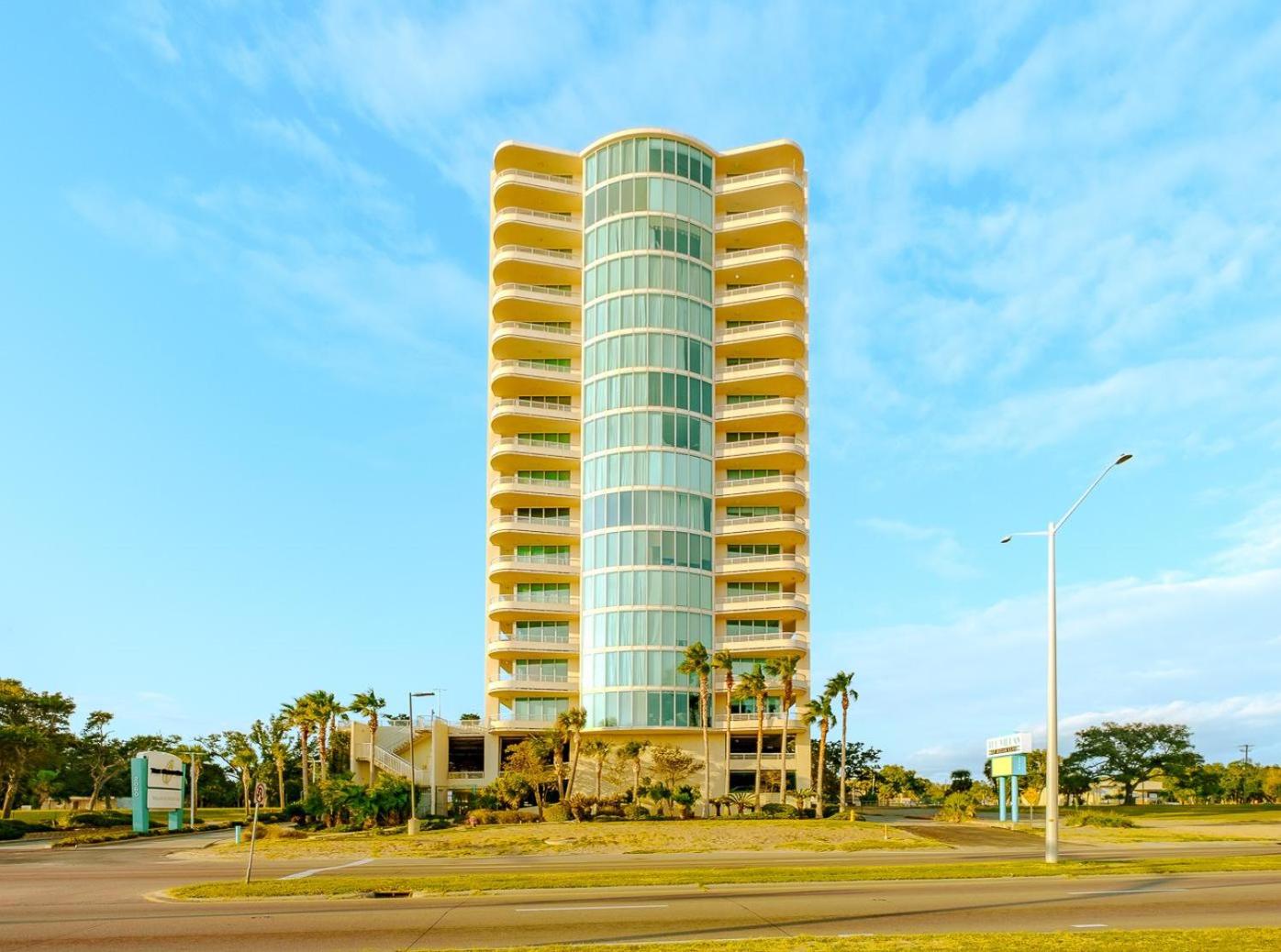 Ocean Club 607