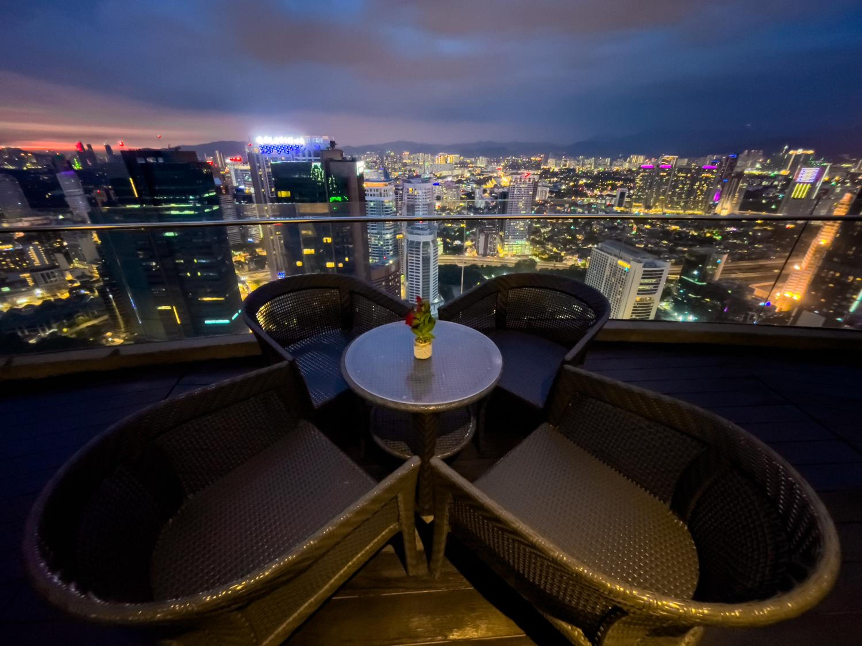 Luxury Penthouse KLCC & KL TOWER View in Kuala Lumpur