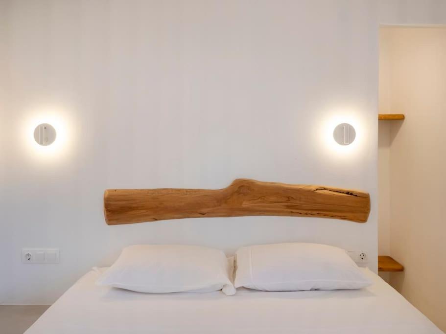 Aegean Breeze Escape