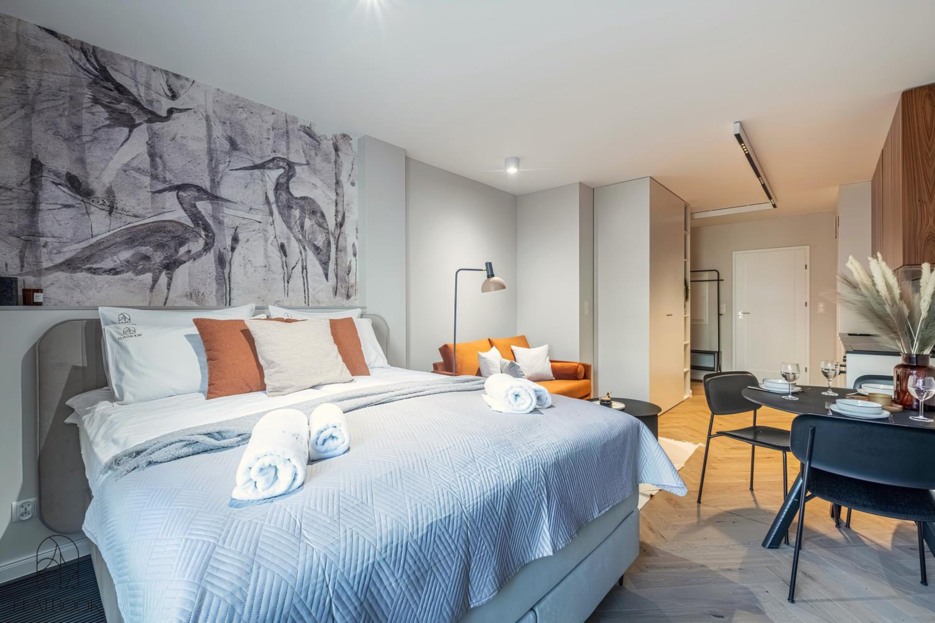 Flatbook - City Center Apartment Bank Polsk
