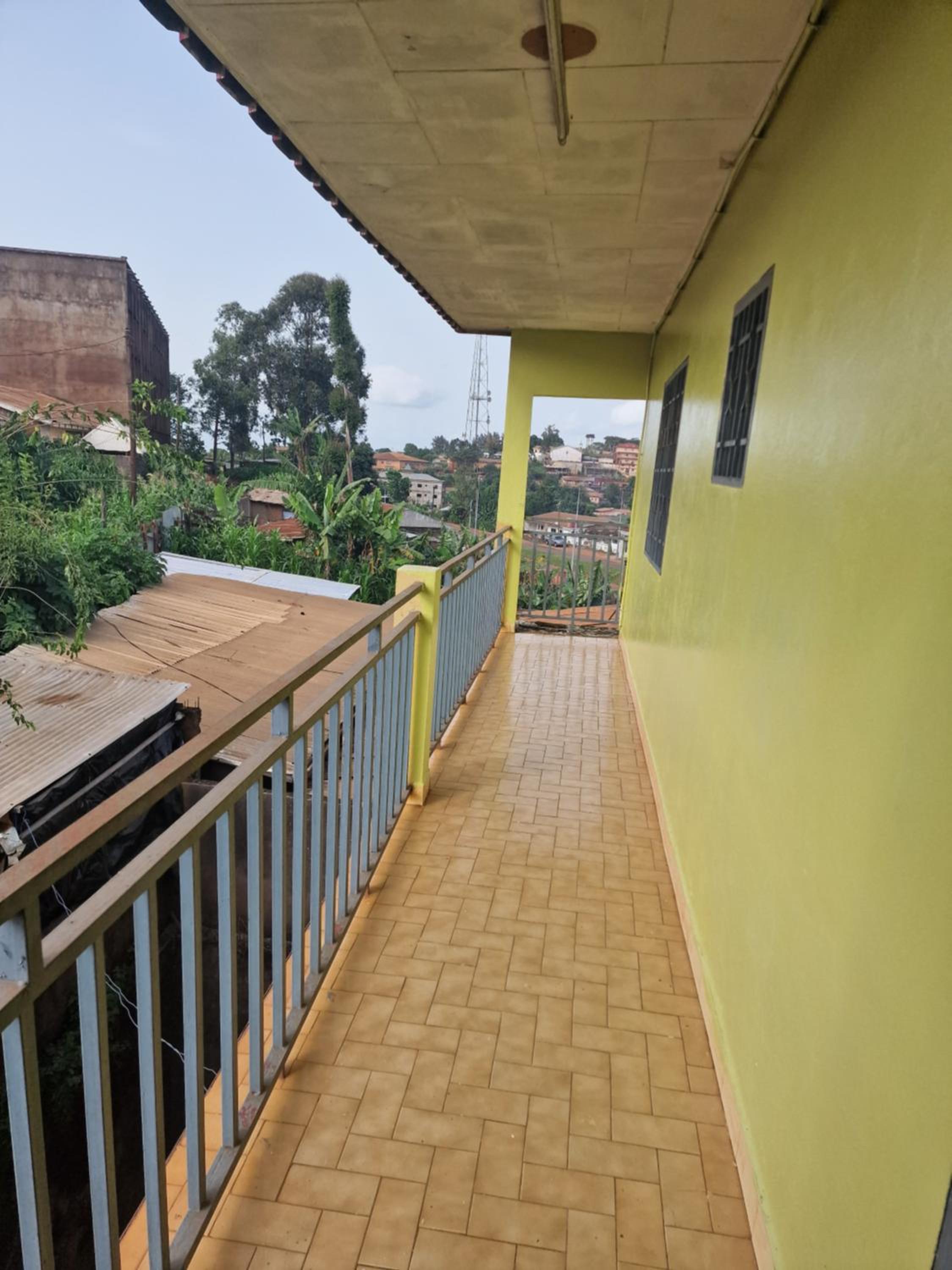 Bel Appartement 2 chambres meublé à Bafoussam